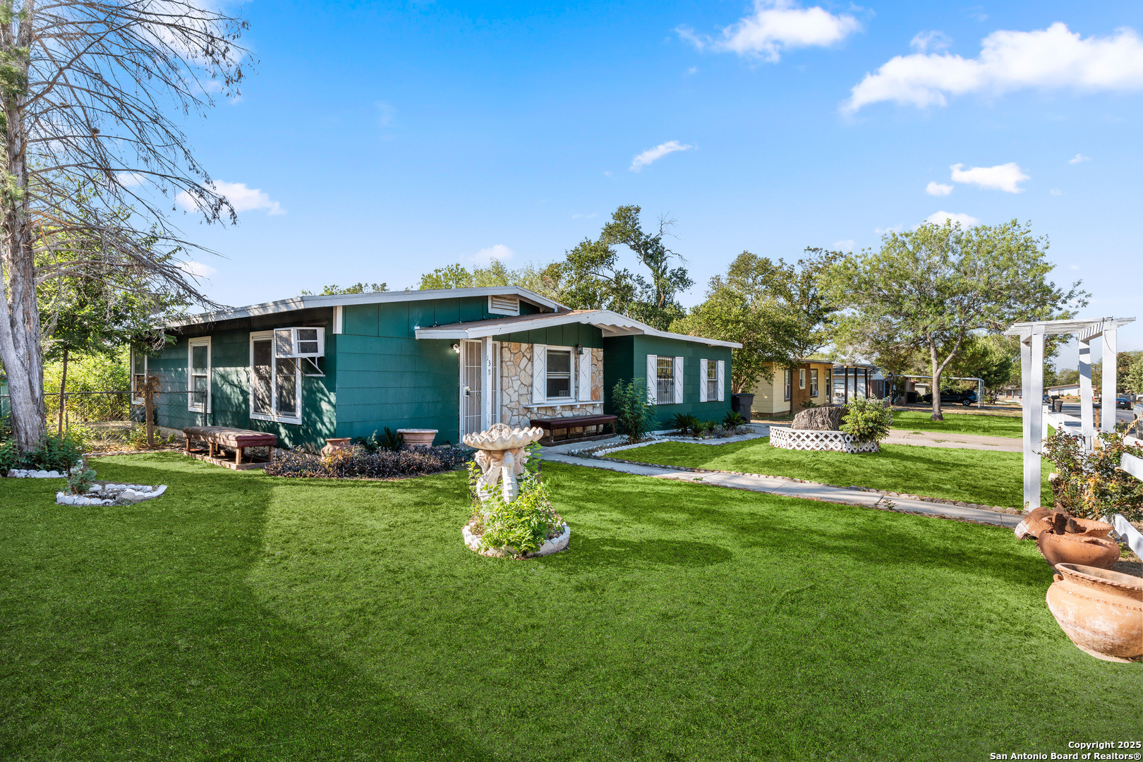 Galaxy Dr, San Antonio, TX 78227