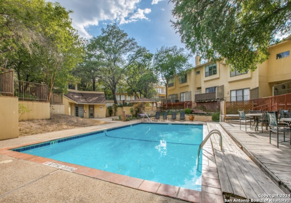 Fredericksburg Rd, San Antonio, TX 78240 #1