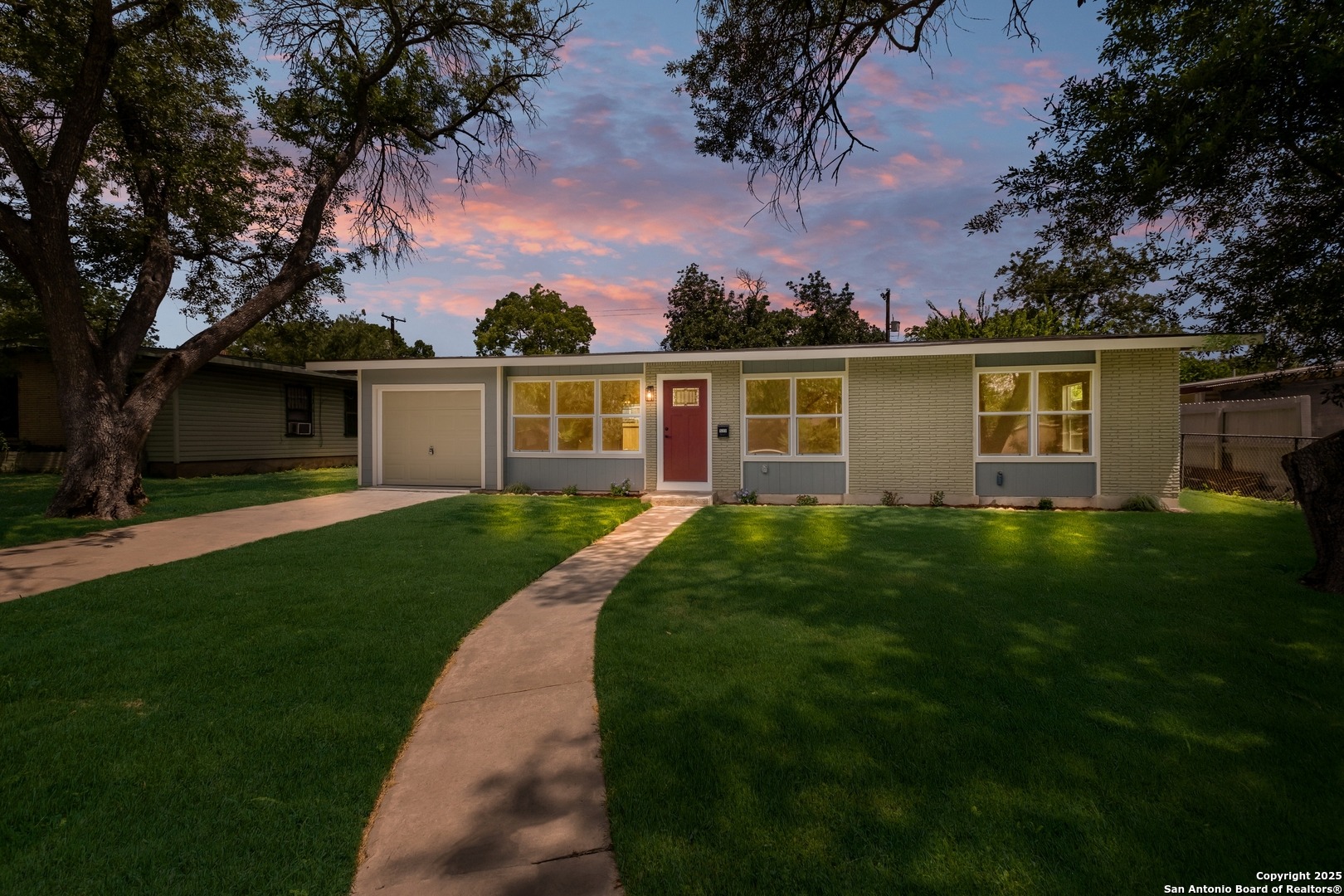 Gilbert Ln, San Antonio, TX 78213 #1