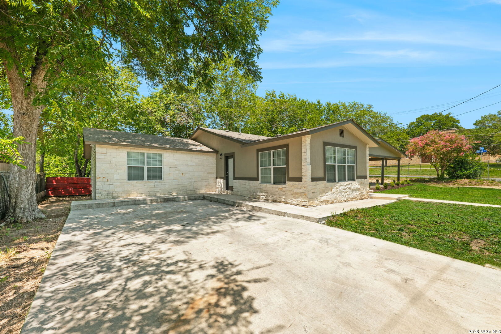 Story Ln, San Antonio, TX 78223