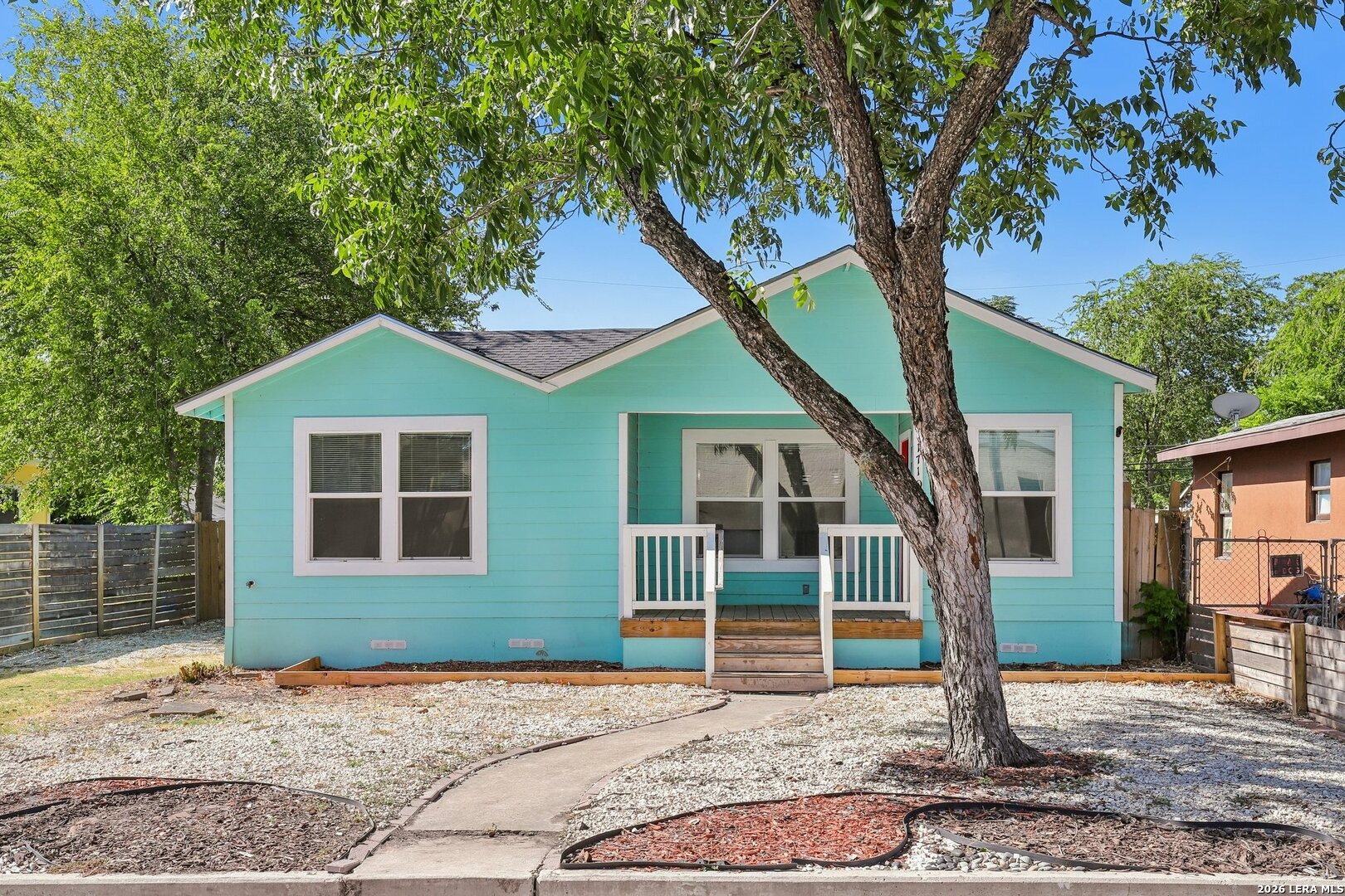 Alametos , San Antonio, TX 78201