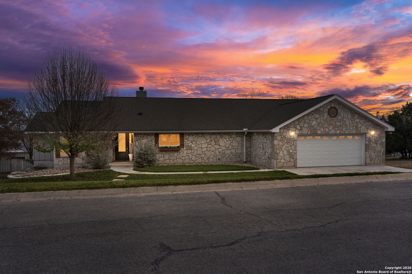 Holly Hill Dr, Ingram, TX 78025