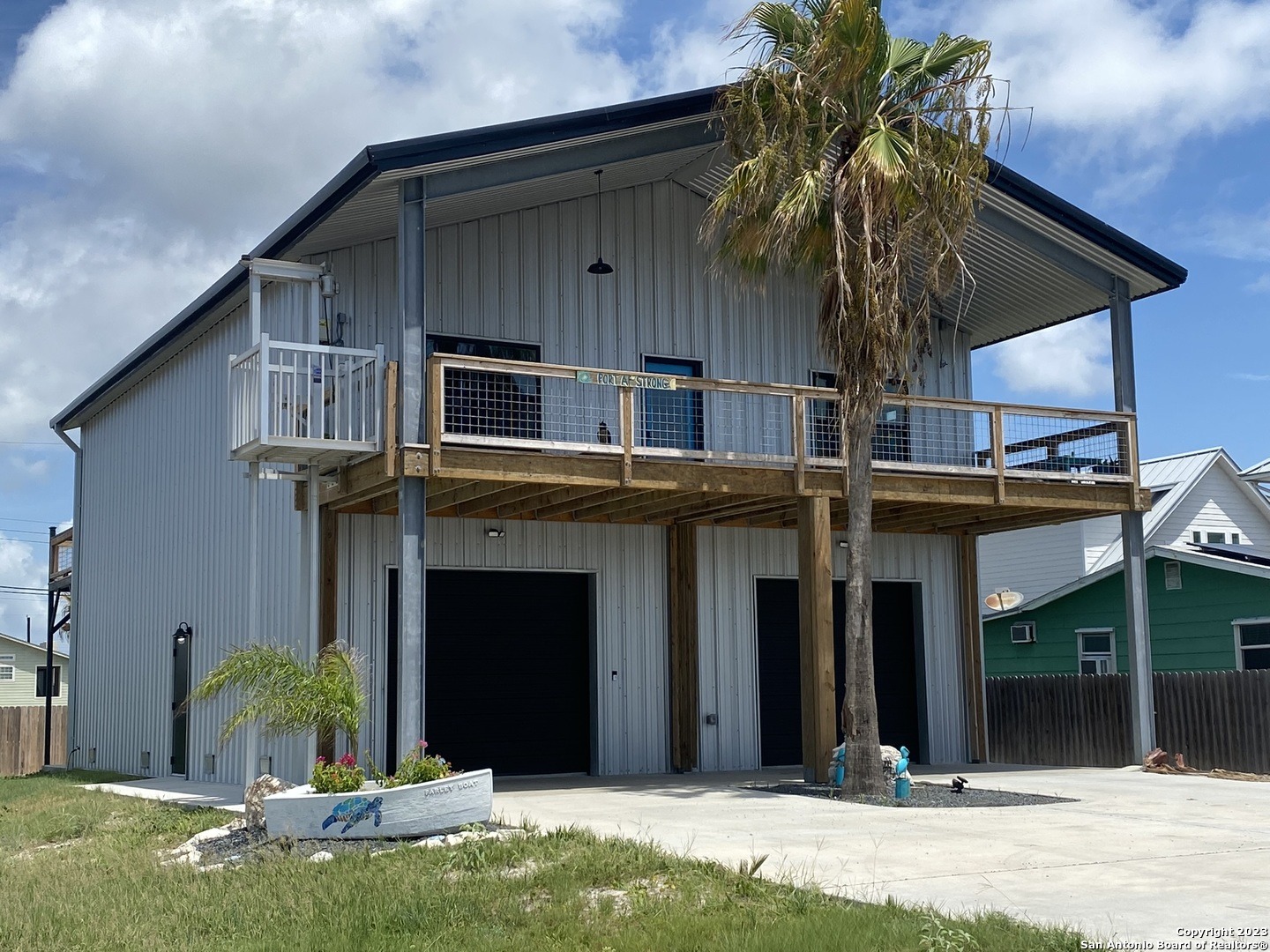 7th St, Port Aransas, TX 78373