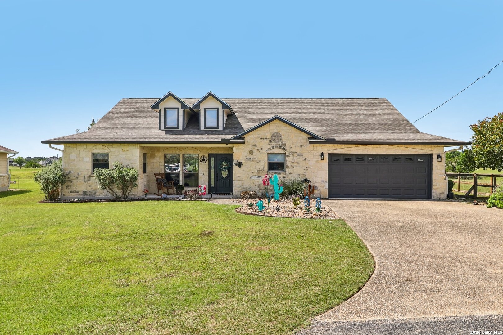 Wood View Cir, Bandera, TX 78003 #1