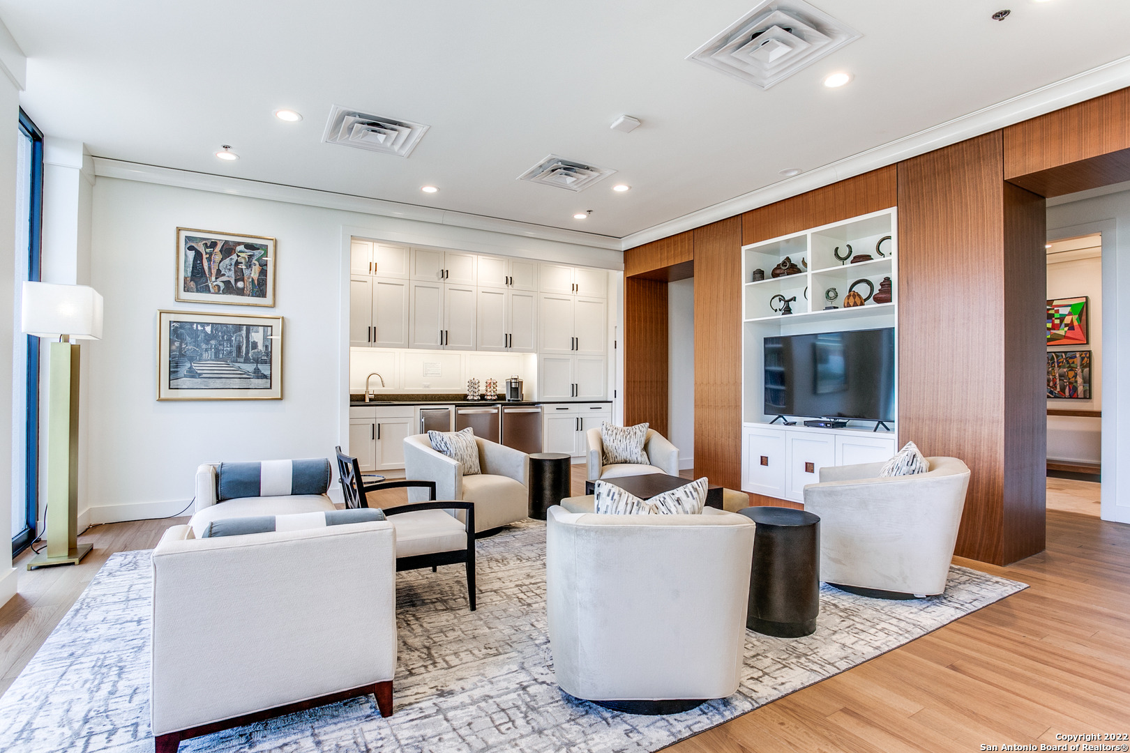 Hildebrand Ave, San Antonio, TX 78212