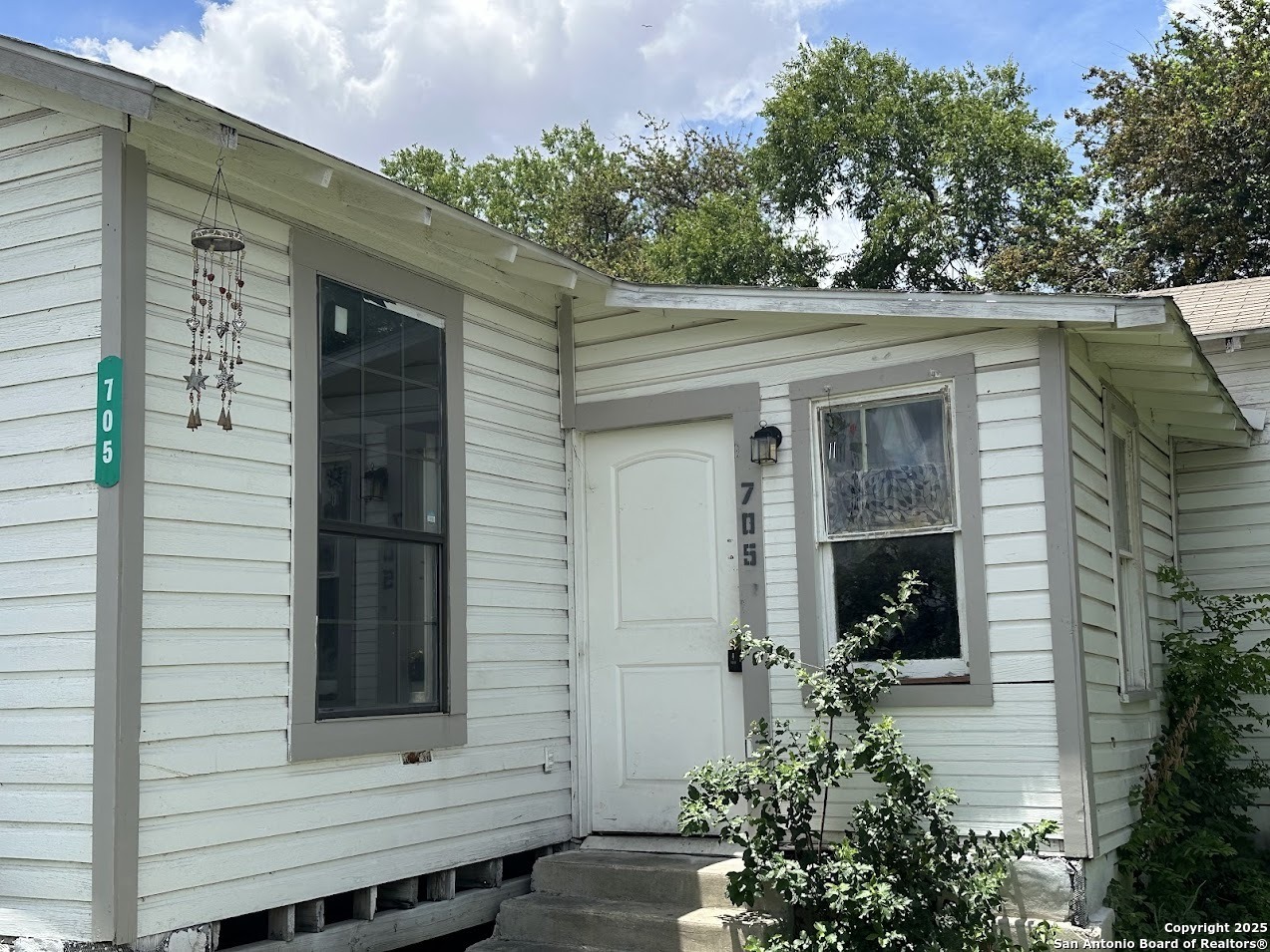Paso Hondo , San Antonio, TX 78202