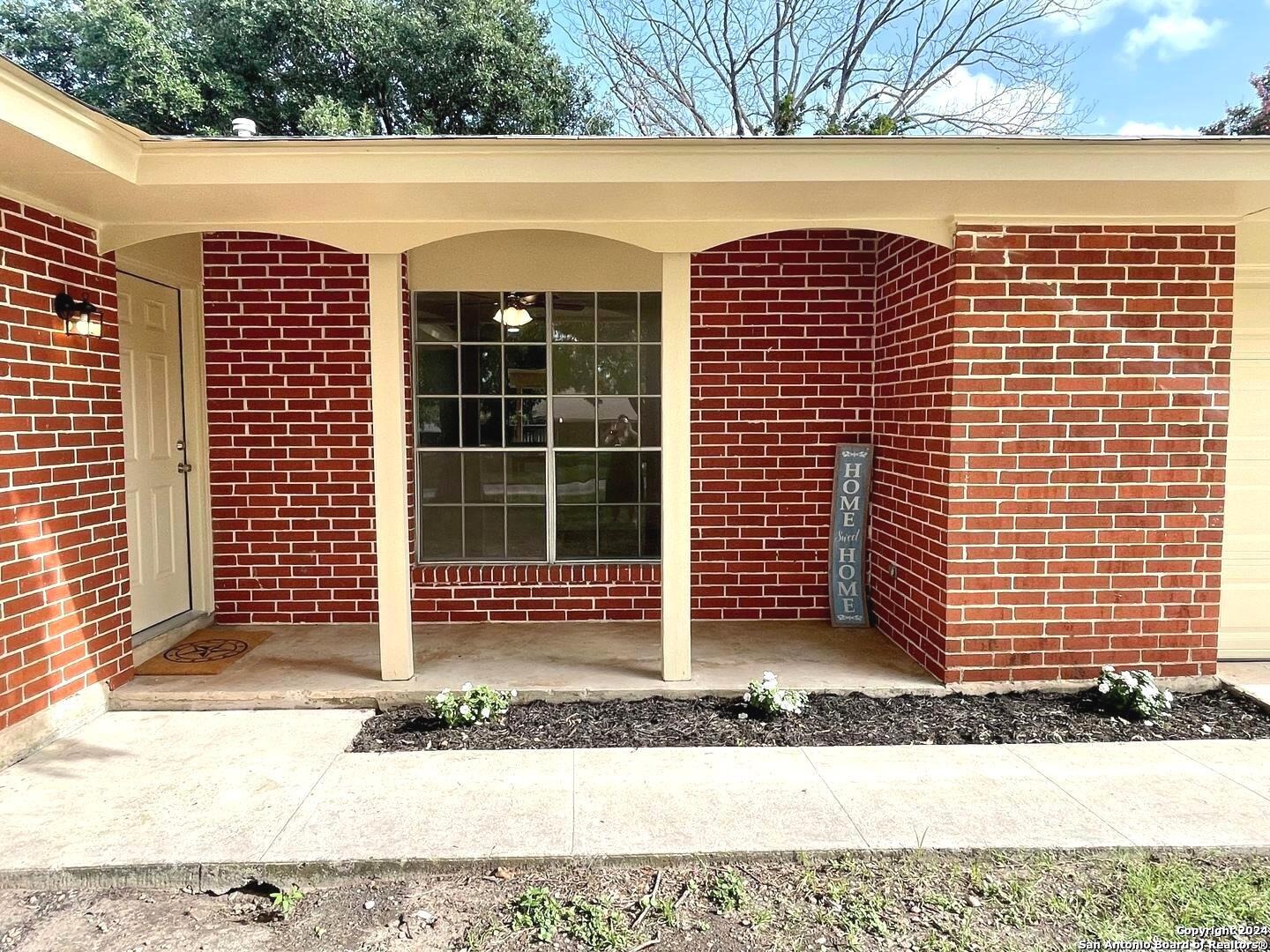 Ventura Blvd, Selma, TX 78154 #1