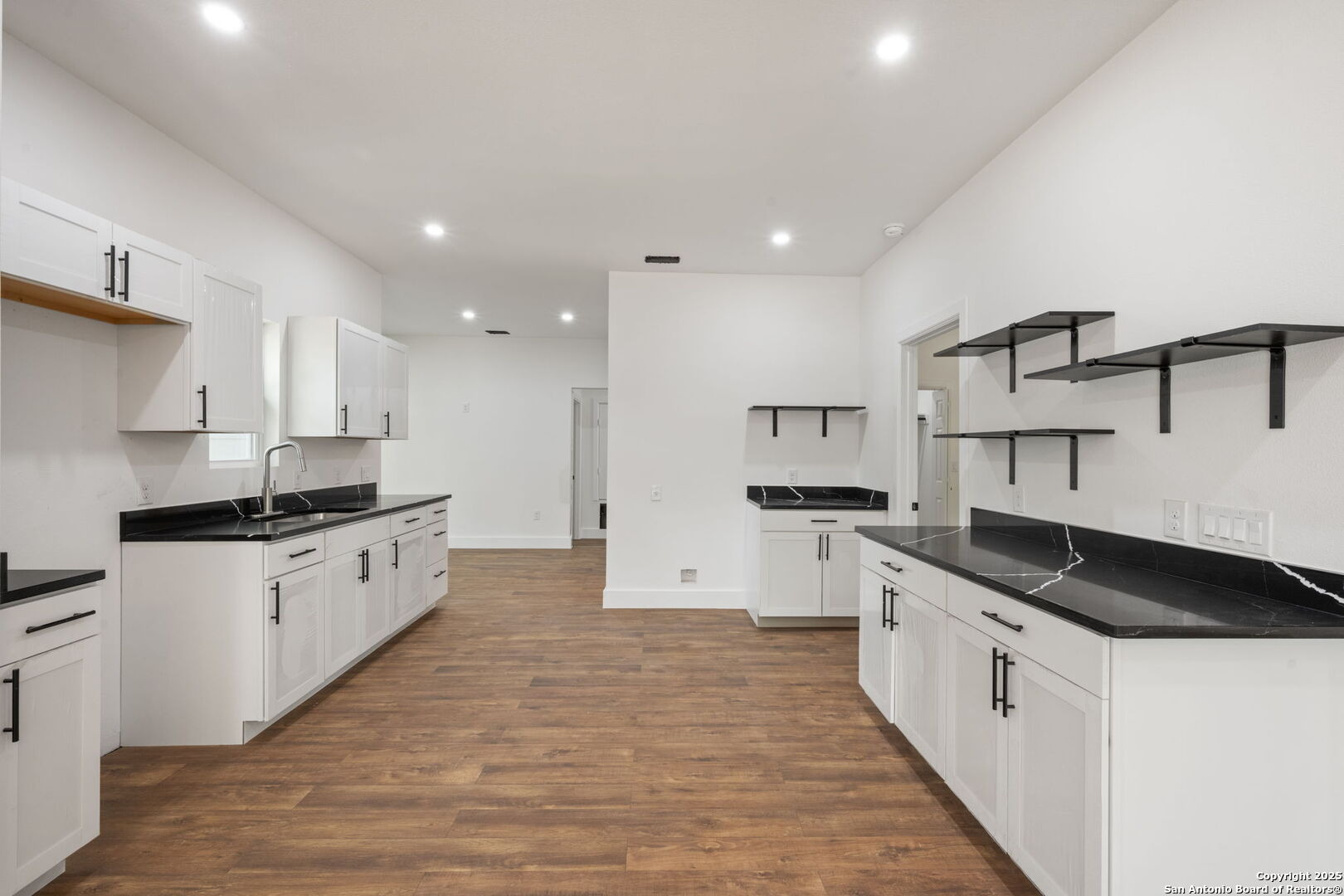 New York Pl, San Antonio, TX 78214 #1