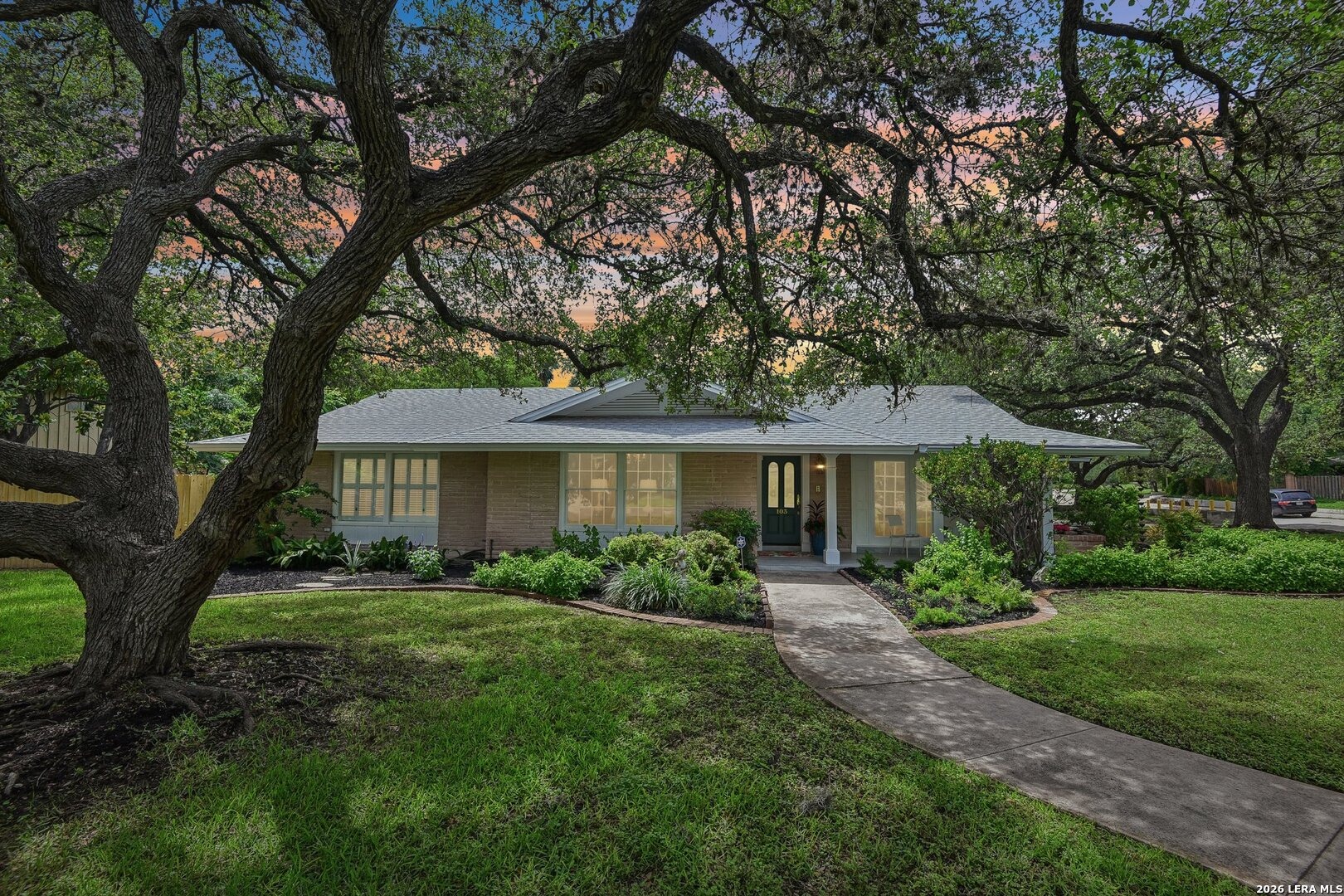 Tamworth Dr, San Antonio, TX 78213