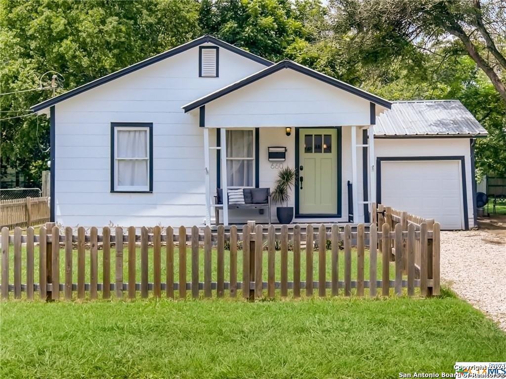 Guenther Ave, New Braunfels, TX 78130