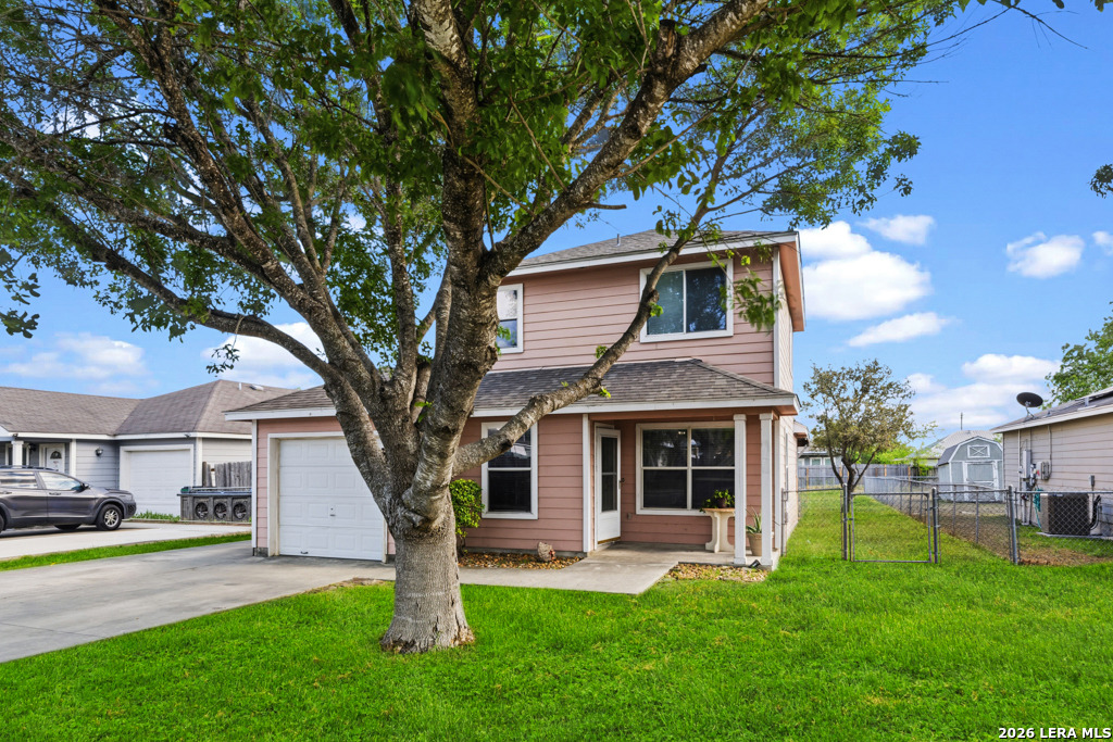 Roosevelt Dr, Seguin, TX 78155