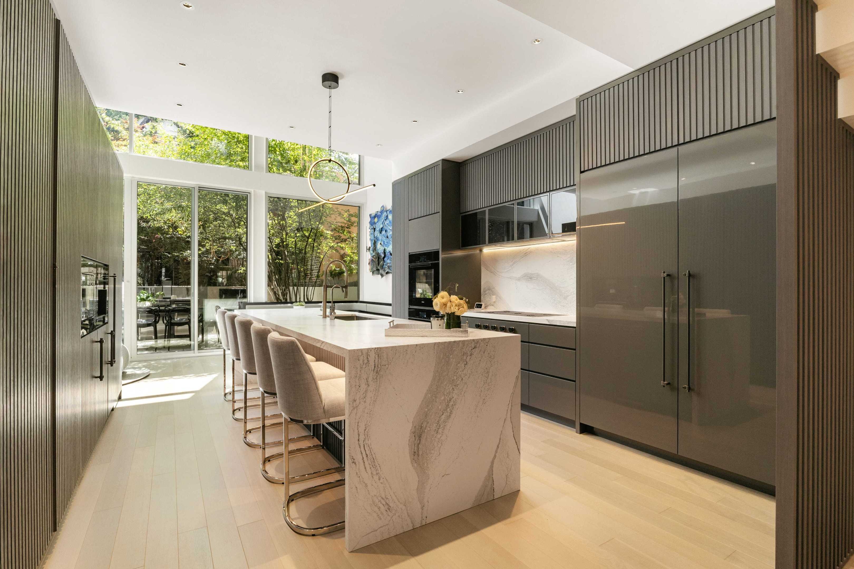 Waverly Pl, New York, NY 10011 #1