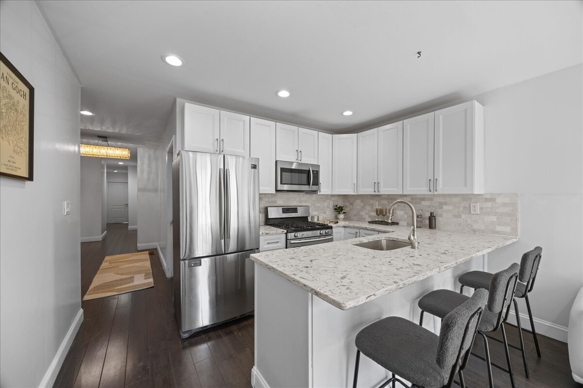 Pacific St, Brooklyn, NY 11233