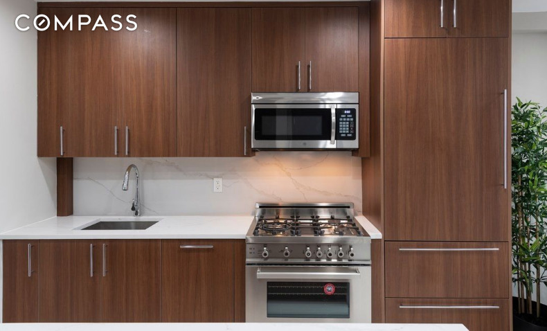 Union Ave, Brooklyn, NY 11211 #1
