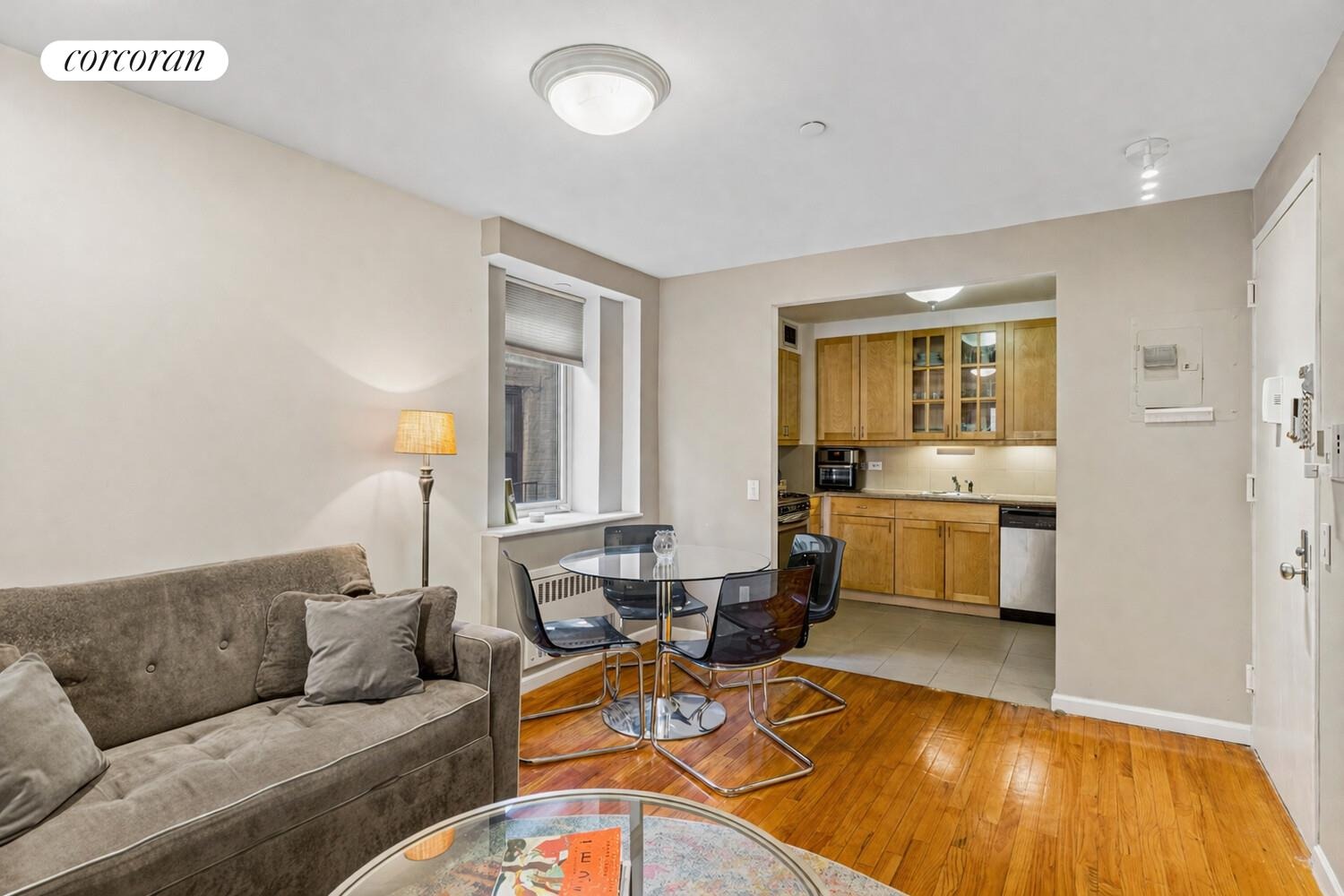 2nd Ave, New York, NY 10017 #1