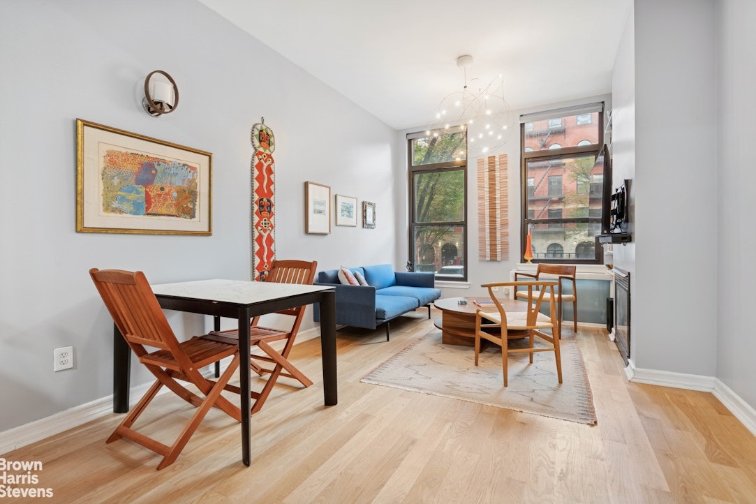 135th St, New York, NY 10030