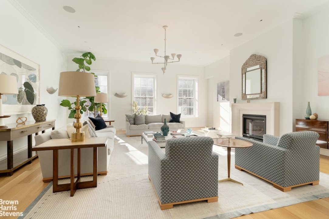20th St, New York, NY 10011