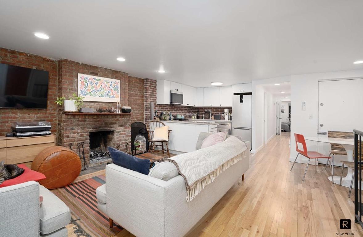 Pacific St, Brooklyn, NY 11217