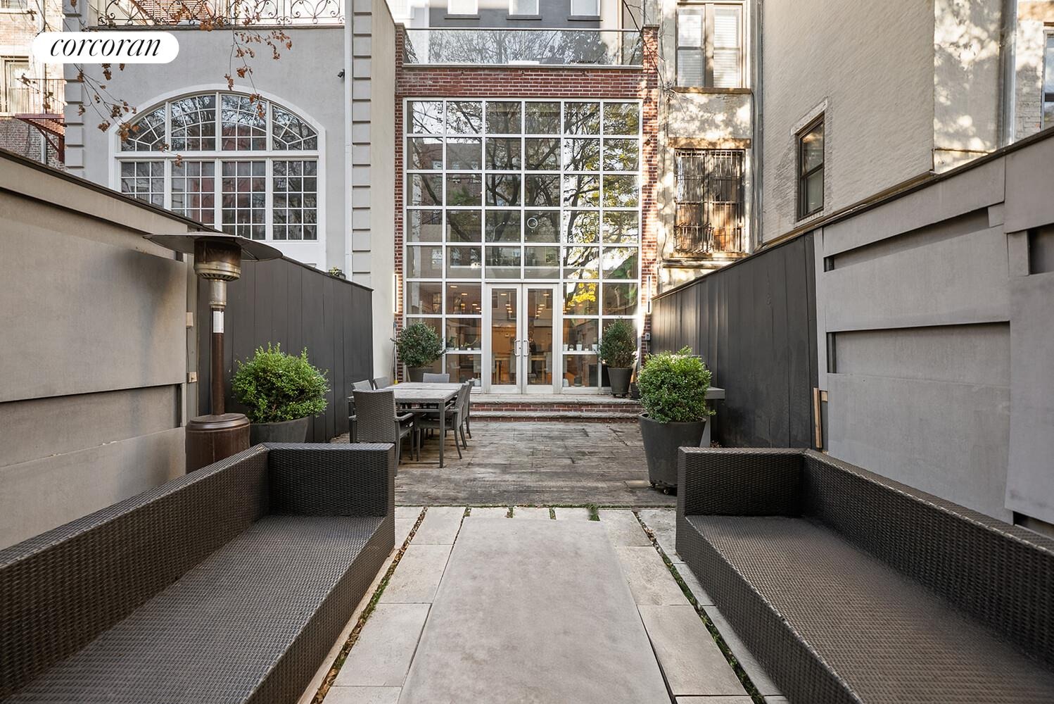 119th St, New York, NY 10026