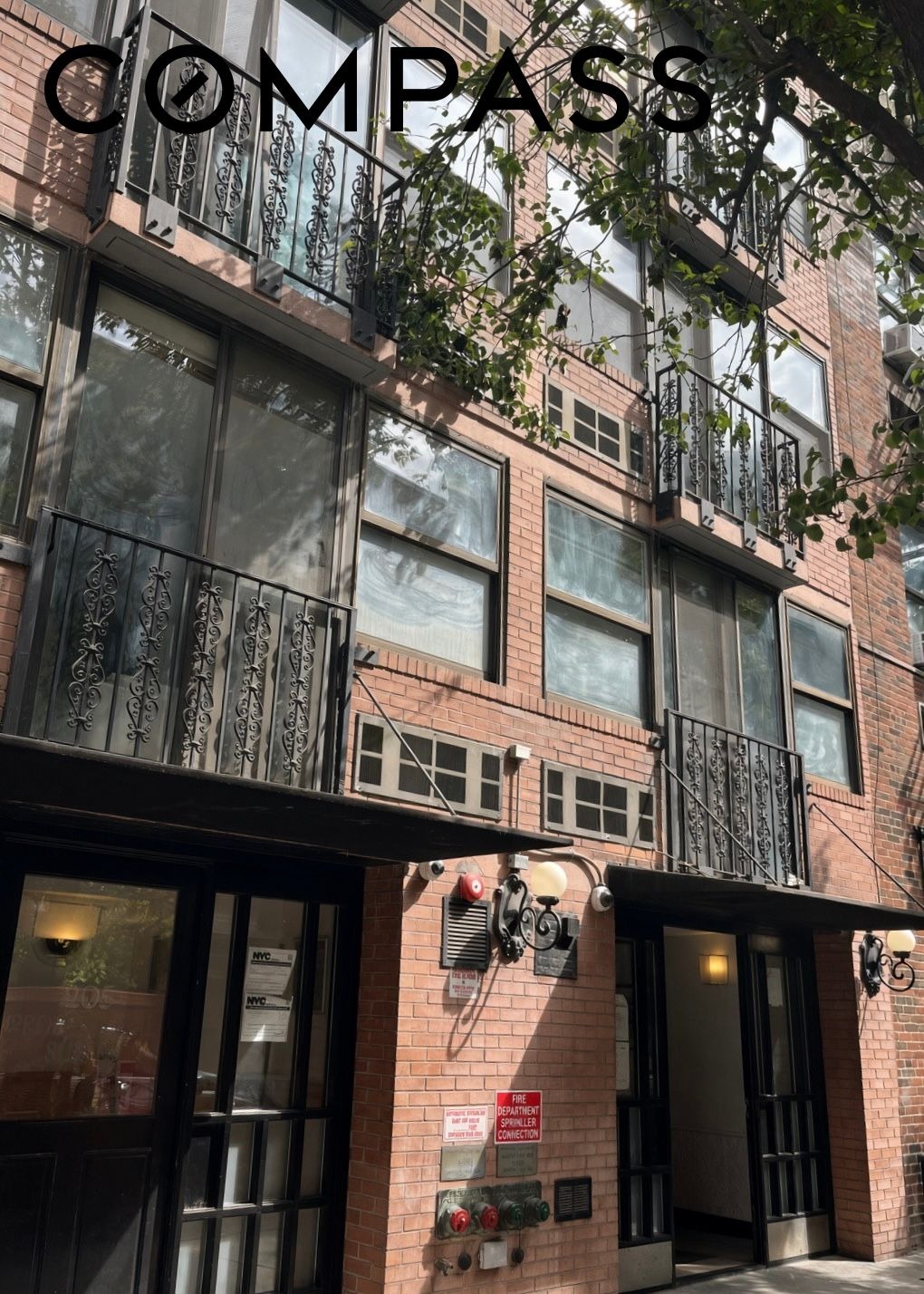 76th St, New York, NY 10021