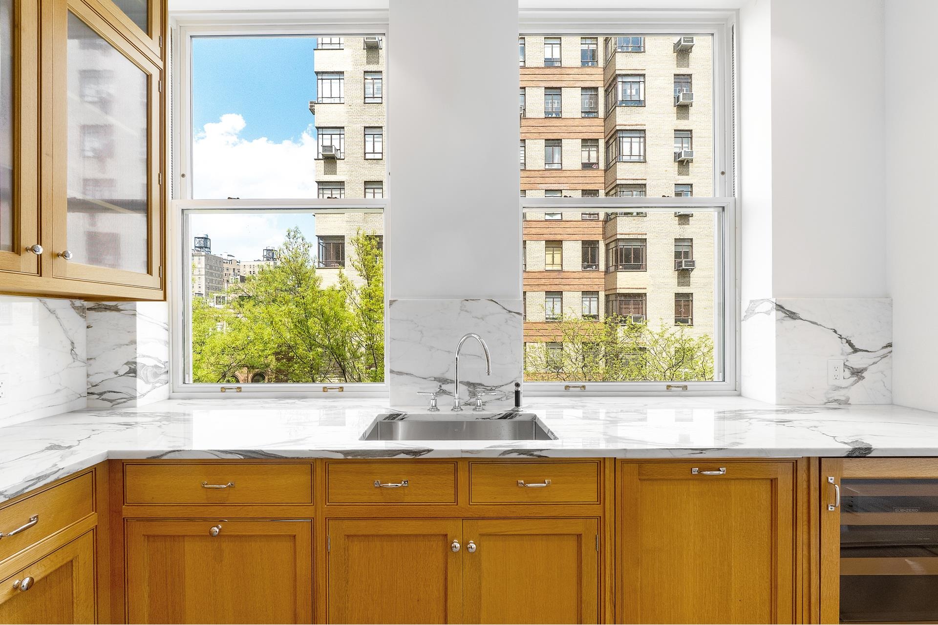 End Ave, New York, NY 10024 #1