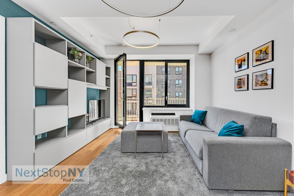 132nd St, New York, NY 10037