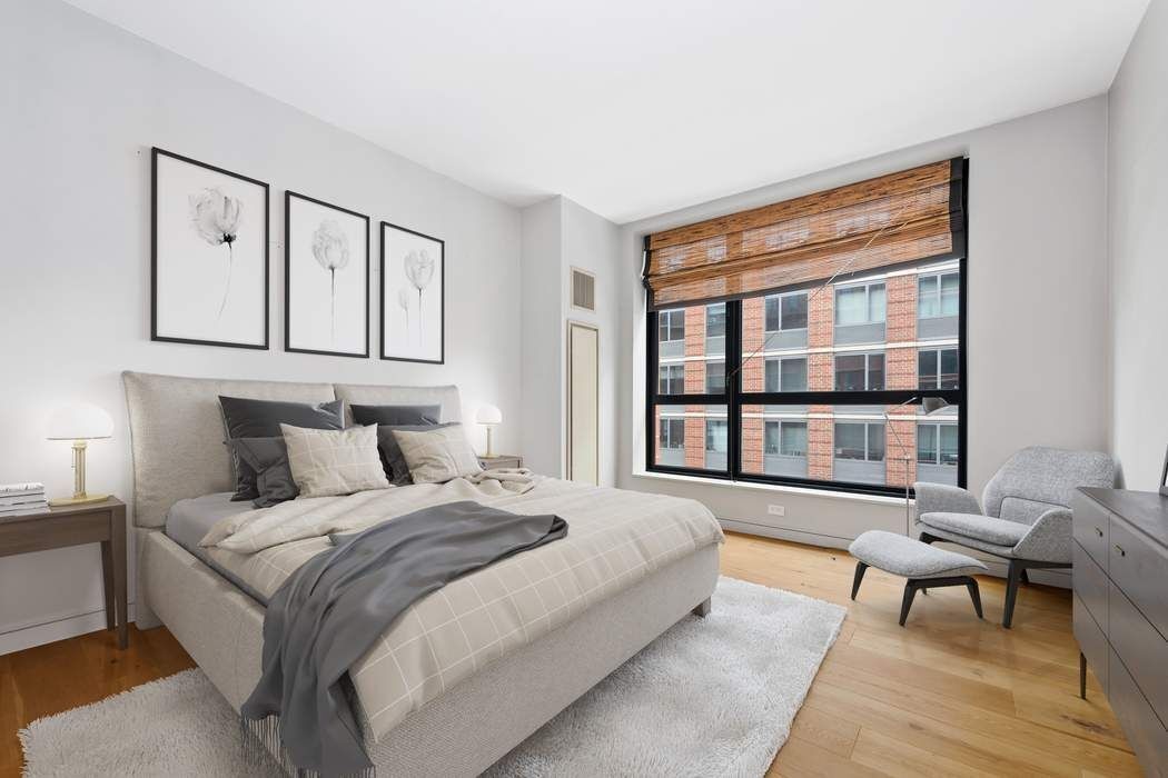28th St, New York, NY 10001 #1