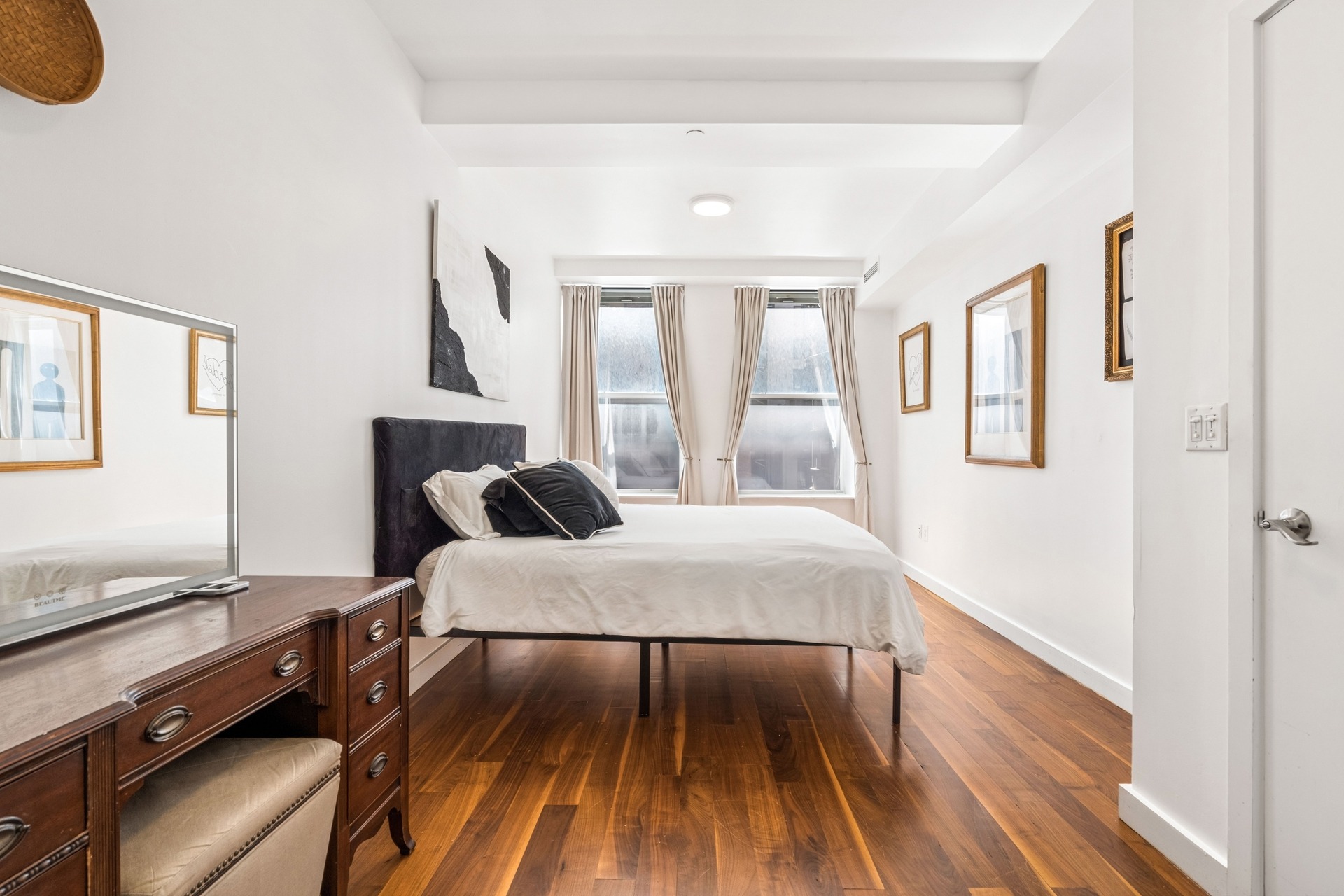 Madison Ave, New York, NY 10016 #1