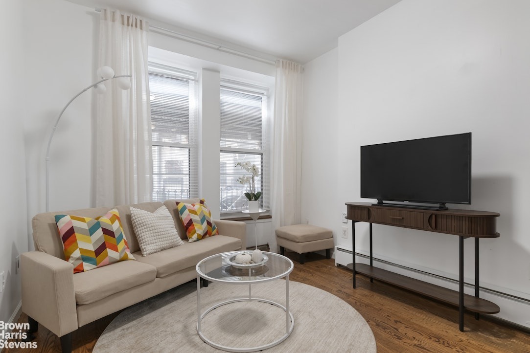 136th St, New York, NY 10030