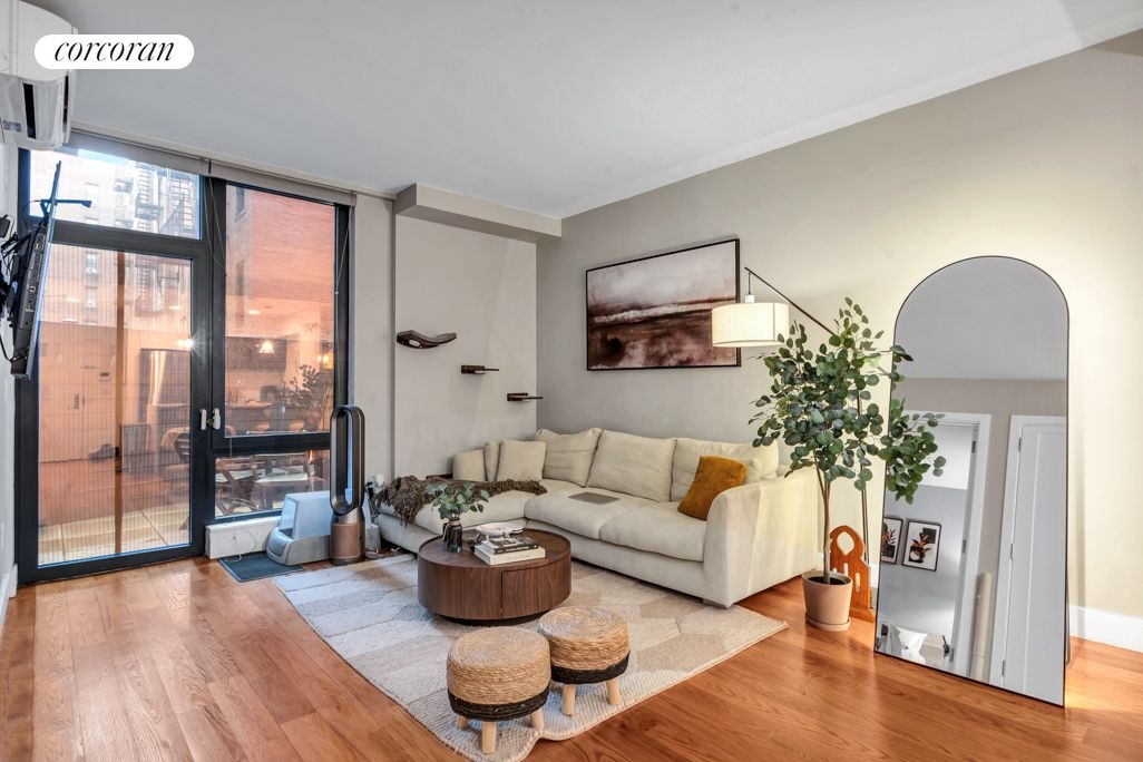 Bedford Ave, Brooklyn, NY 11226