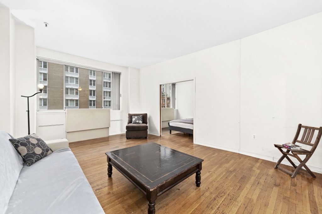 23rd St, New York, NY 10011
