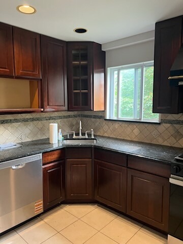 Ward Ave, Staten Island, NY 10304 #1