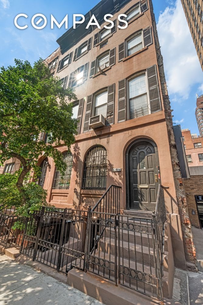 29th St, New York, NY 10016