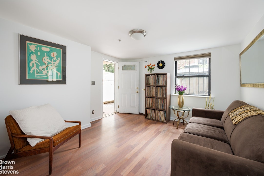 126th St, New York, NY 10027