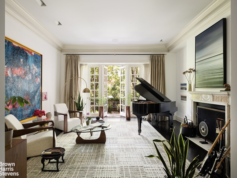 62nd St, New York, NY 10065 #1