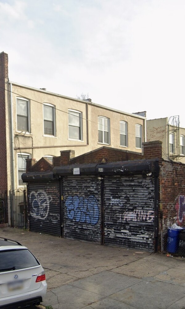 Vermont St, Brooklyn, NY 11207