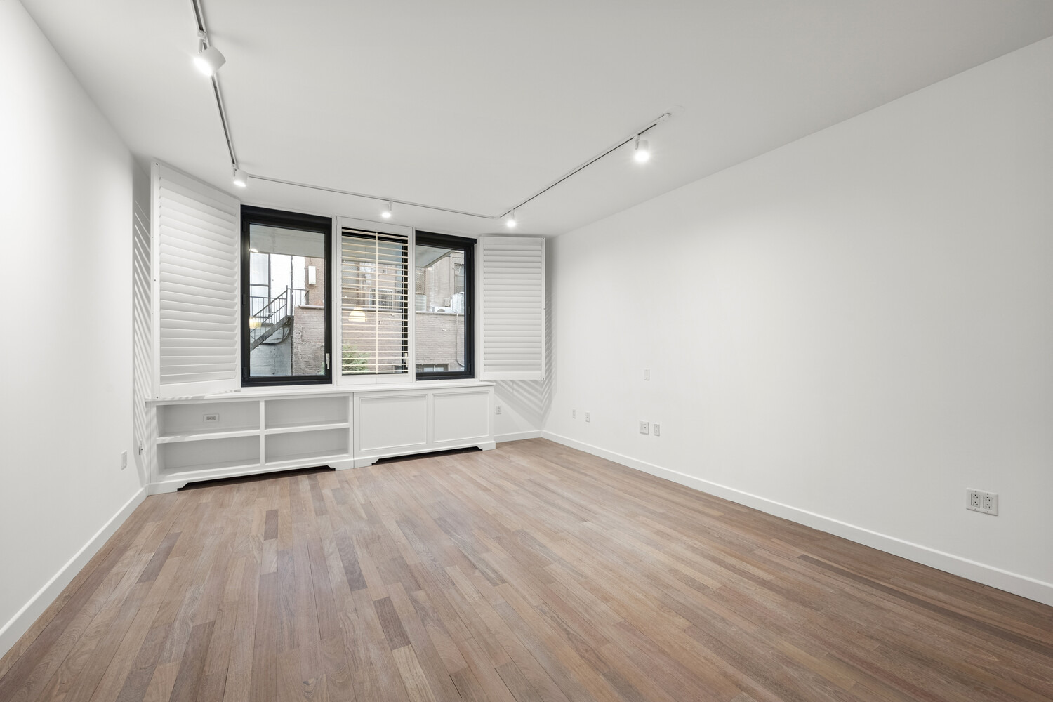 15th St, New York, NY 10011 #1