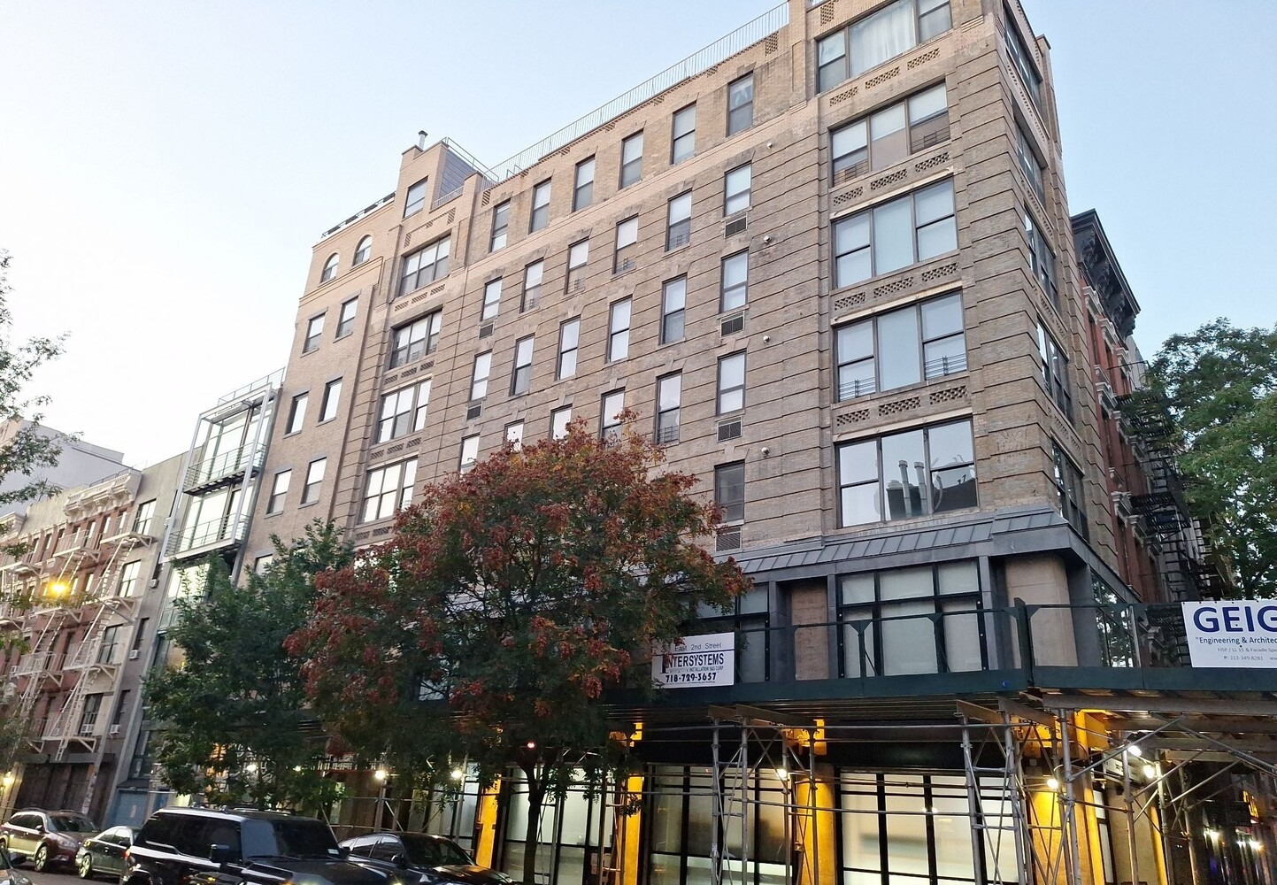 2nd St, New York, NY 10009