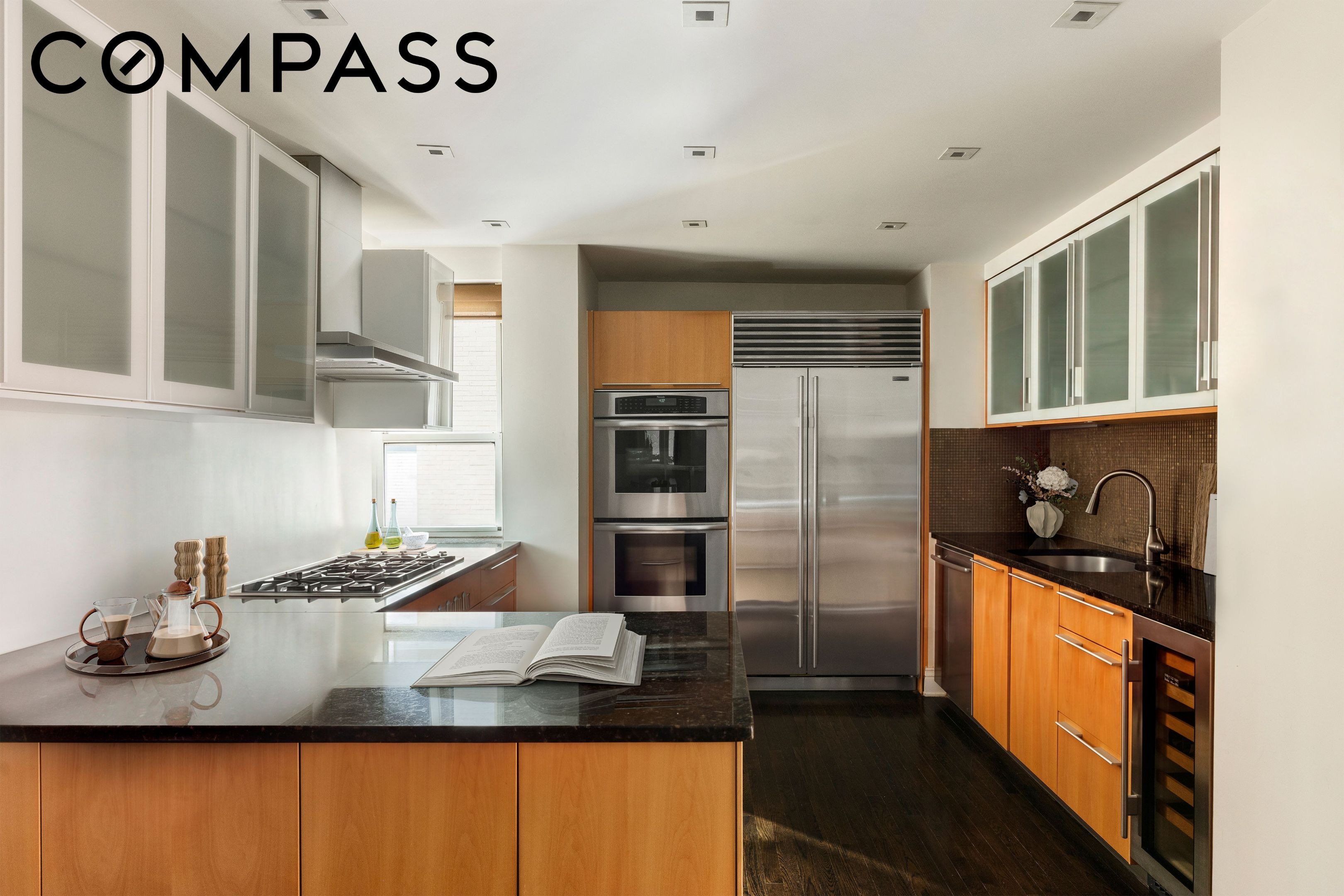 77th St, New York, NY 10075 #1