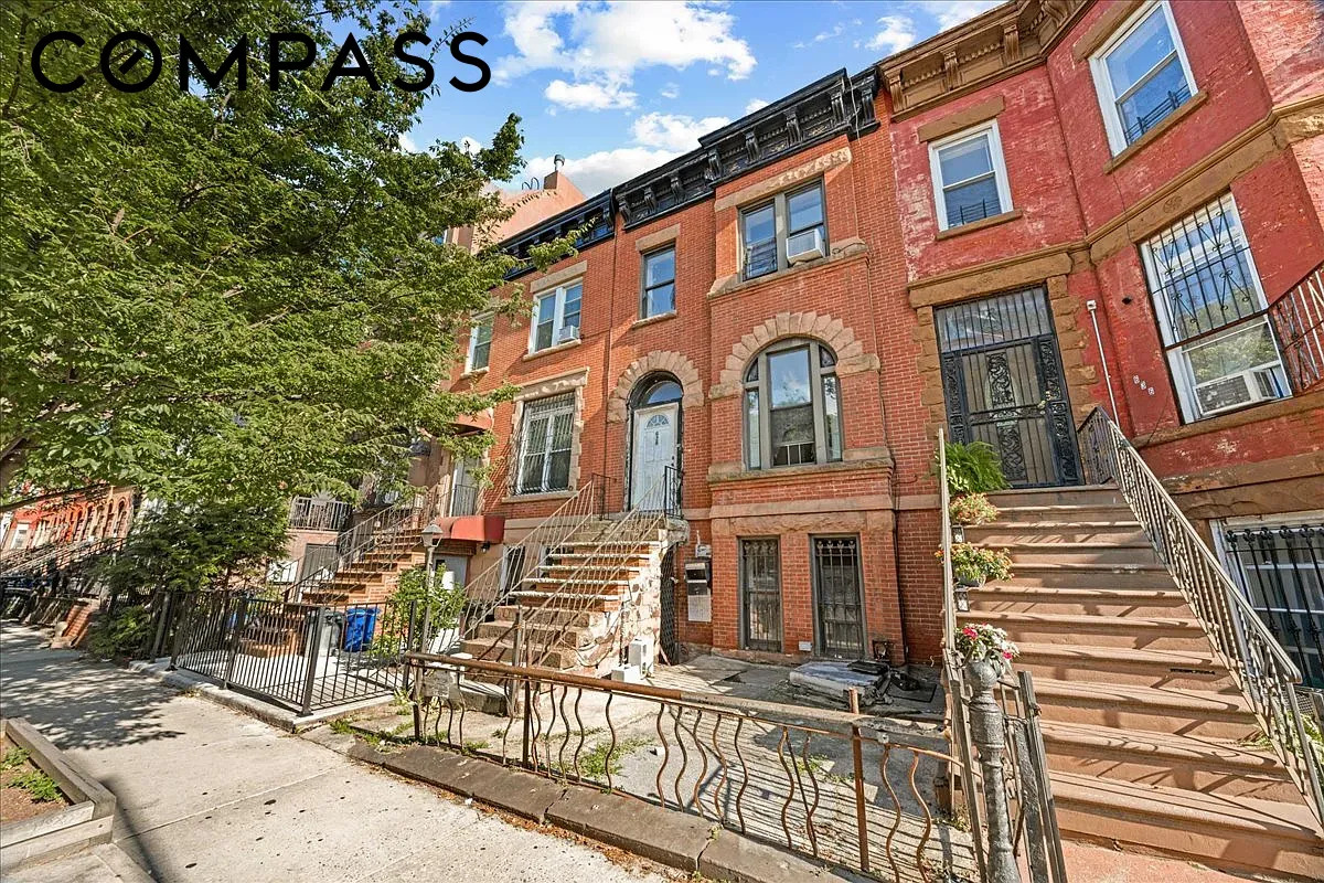 Halsey St, Brooklyn, NY 11233