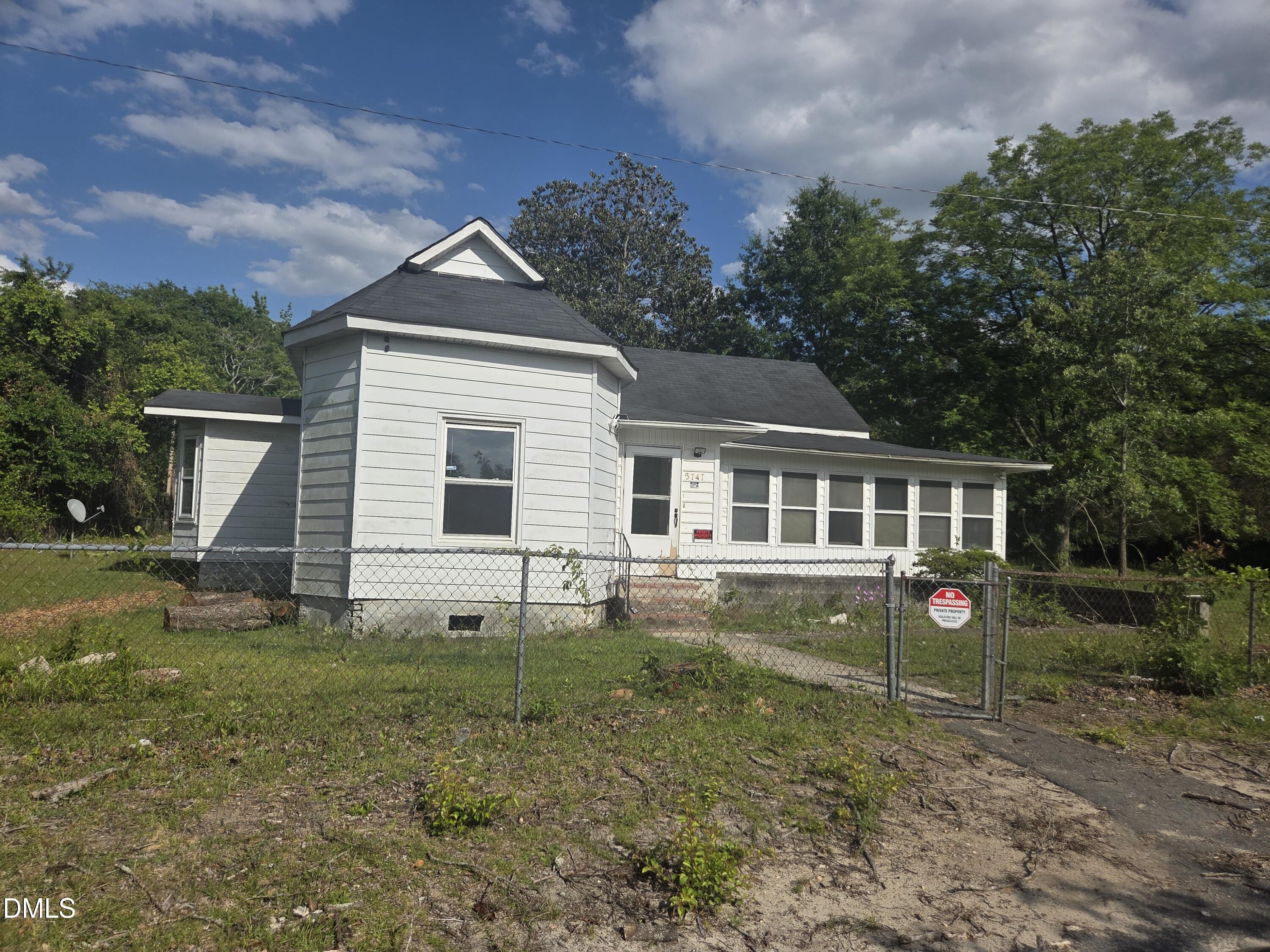 Medicus Ln, Hope Mills, NC 28348
