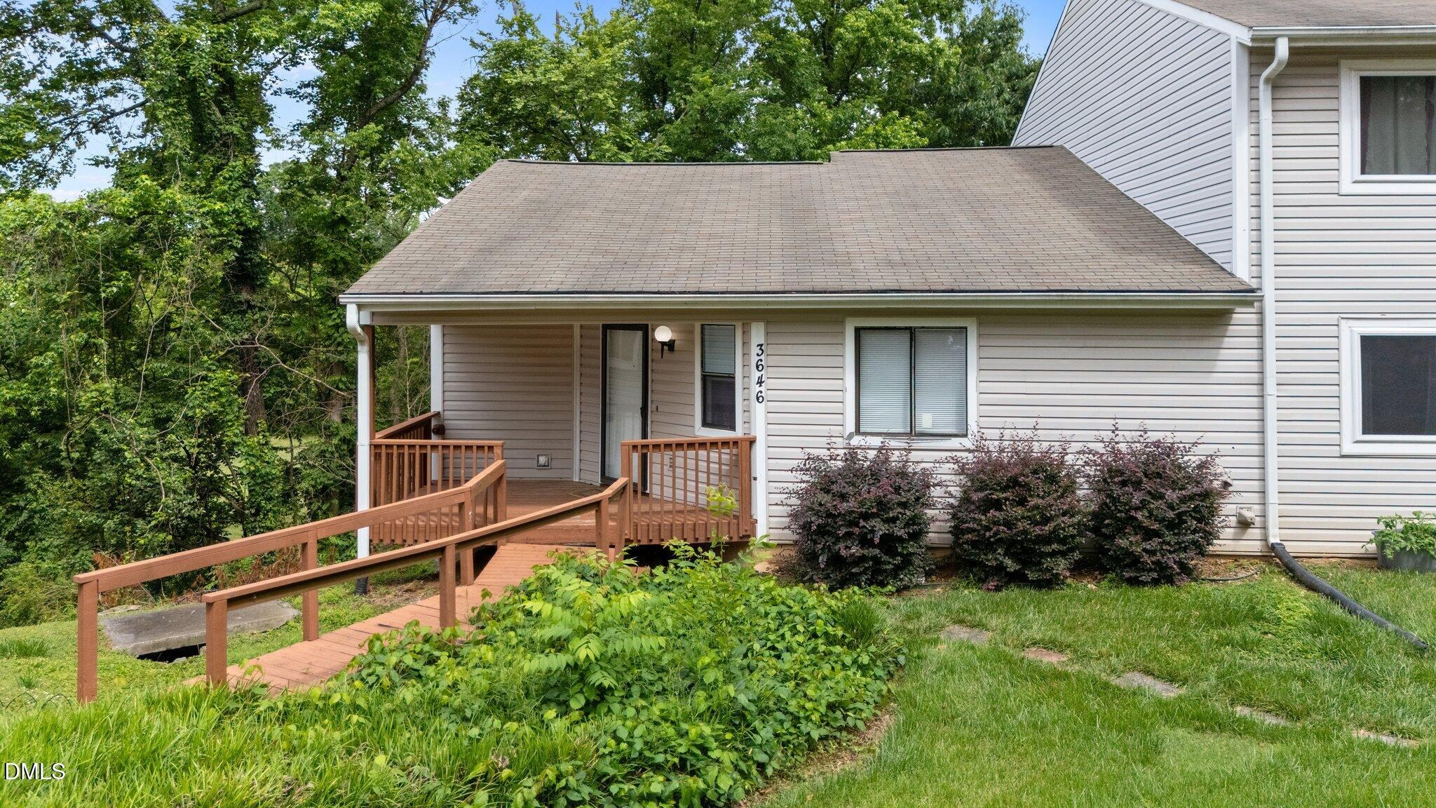 Heathrow Dr, Winston Salem, NC 27127