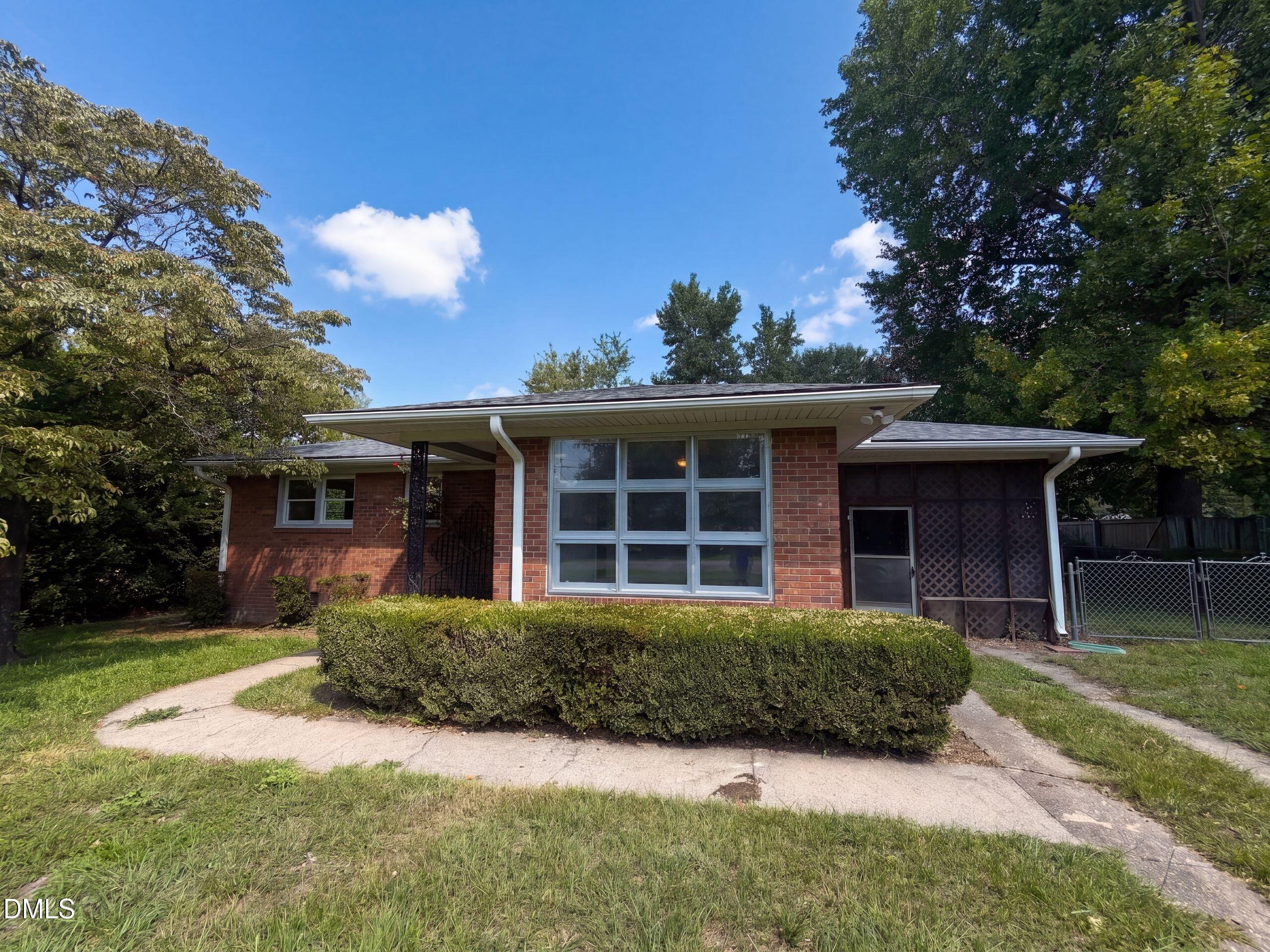 Sumac Cir, Fayetteville, NC 28304