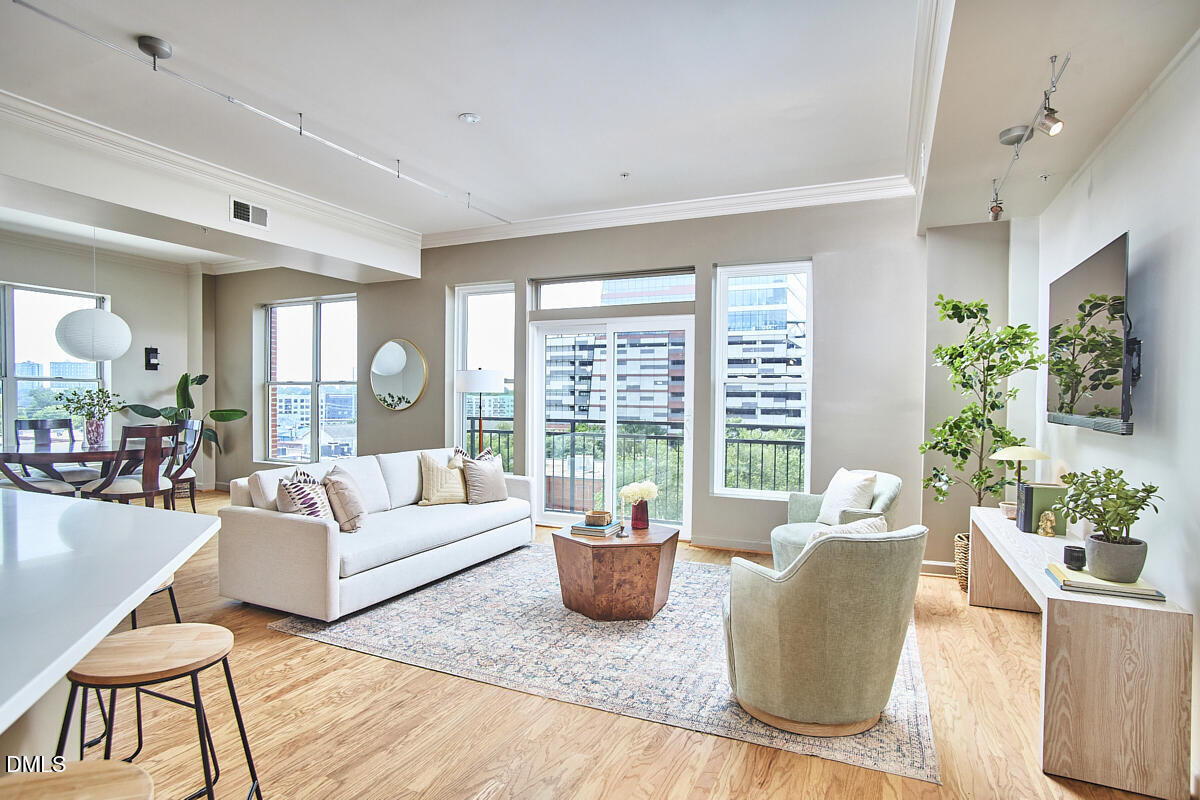 Dawson St, Raleigh, NC 27601
