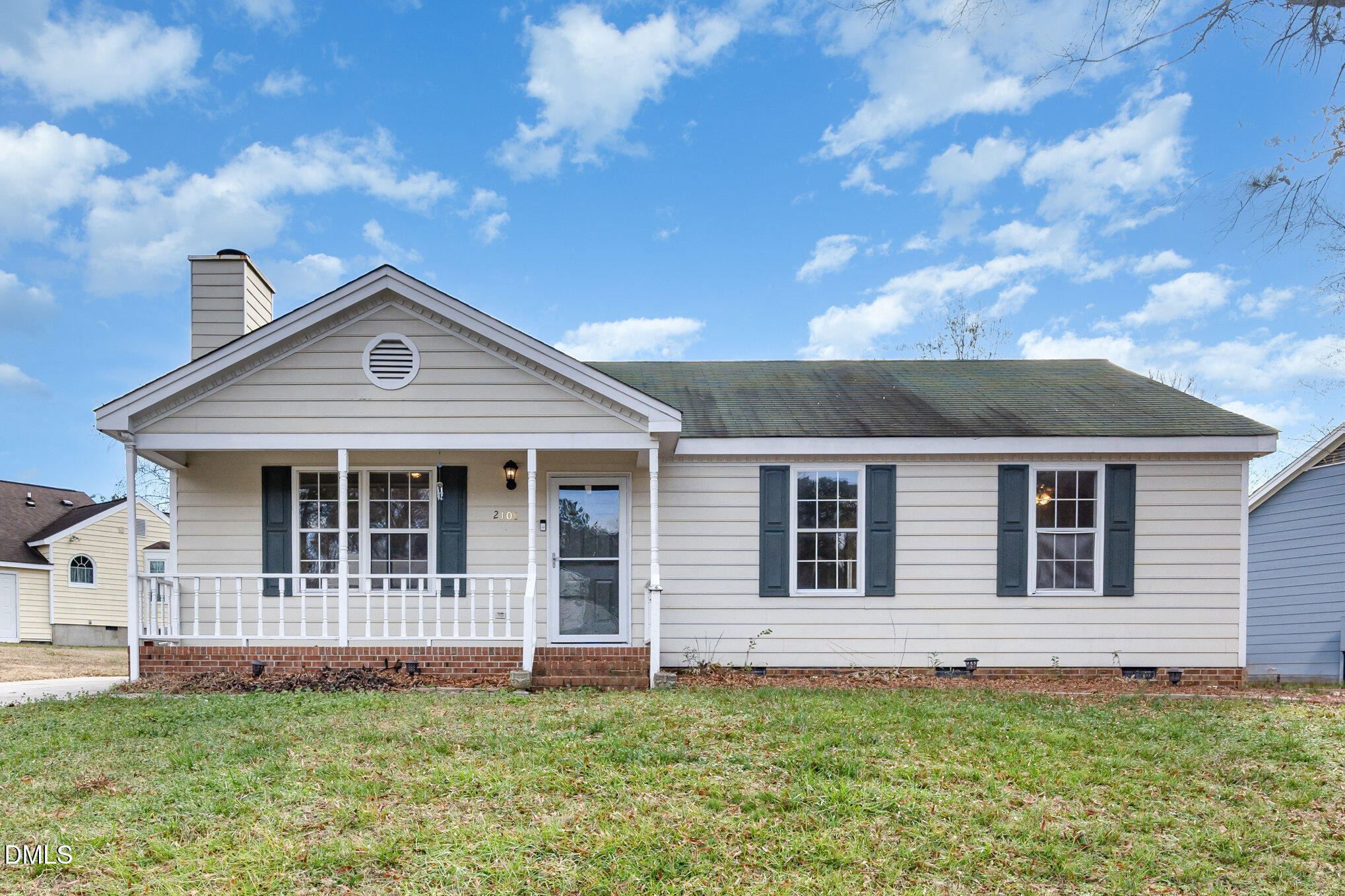Carthage Cir, Raleigh, NC 27604