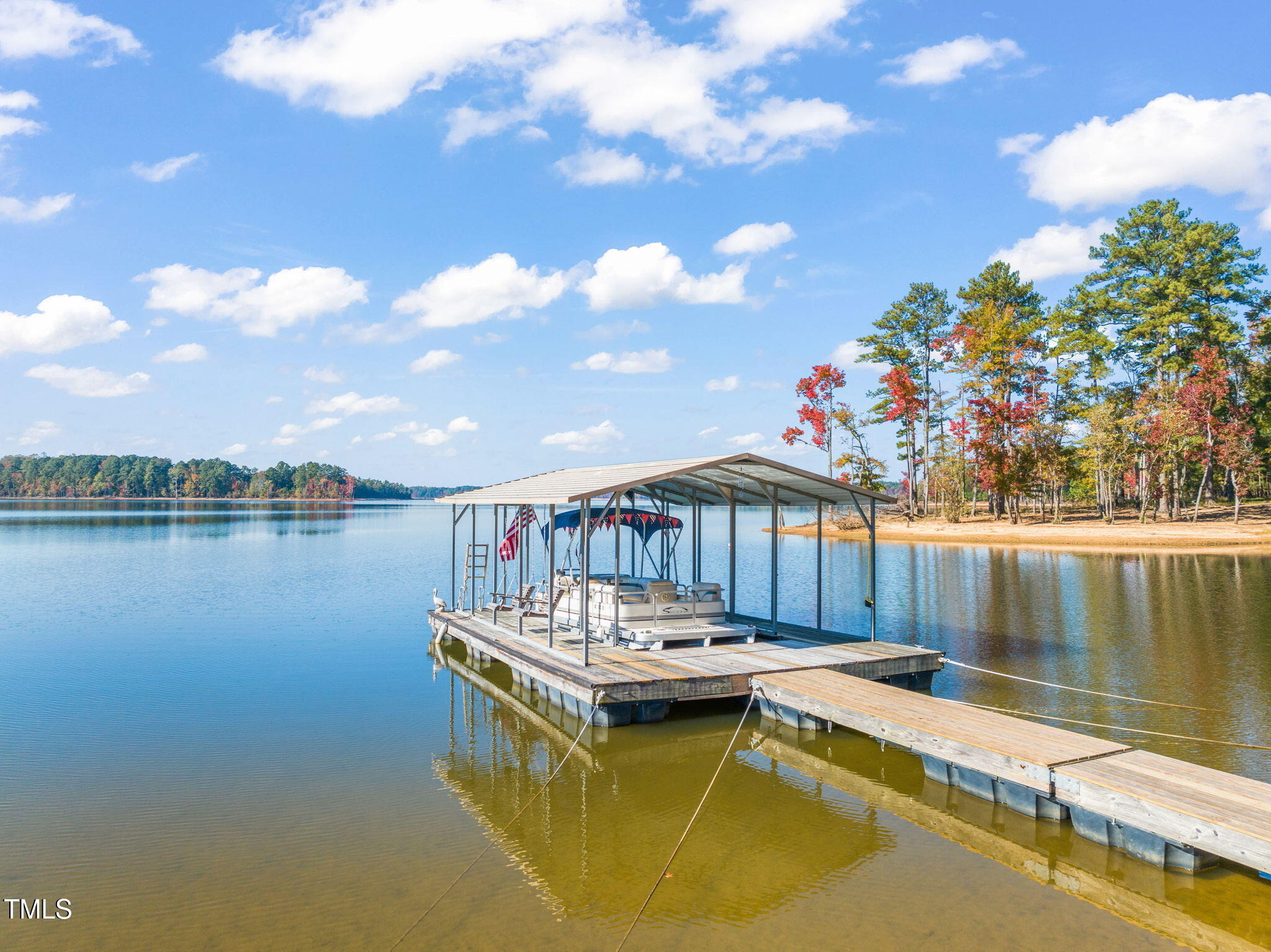 Sandpipers Ln, Manson, NC 27553
