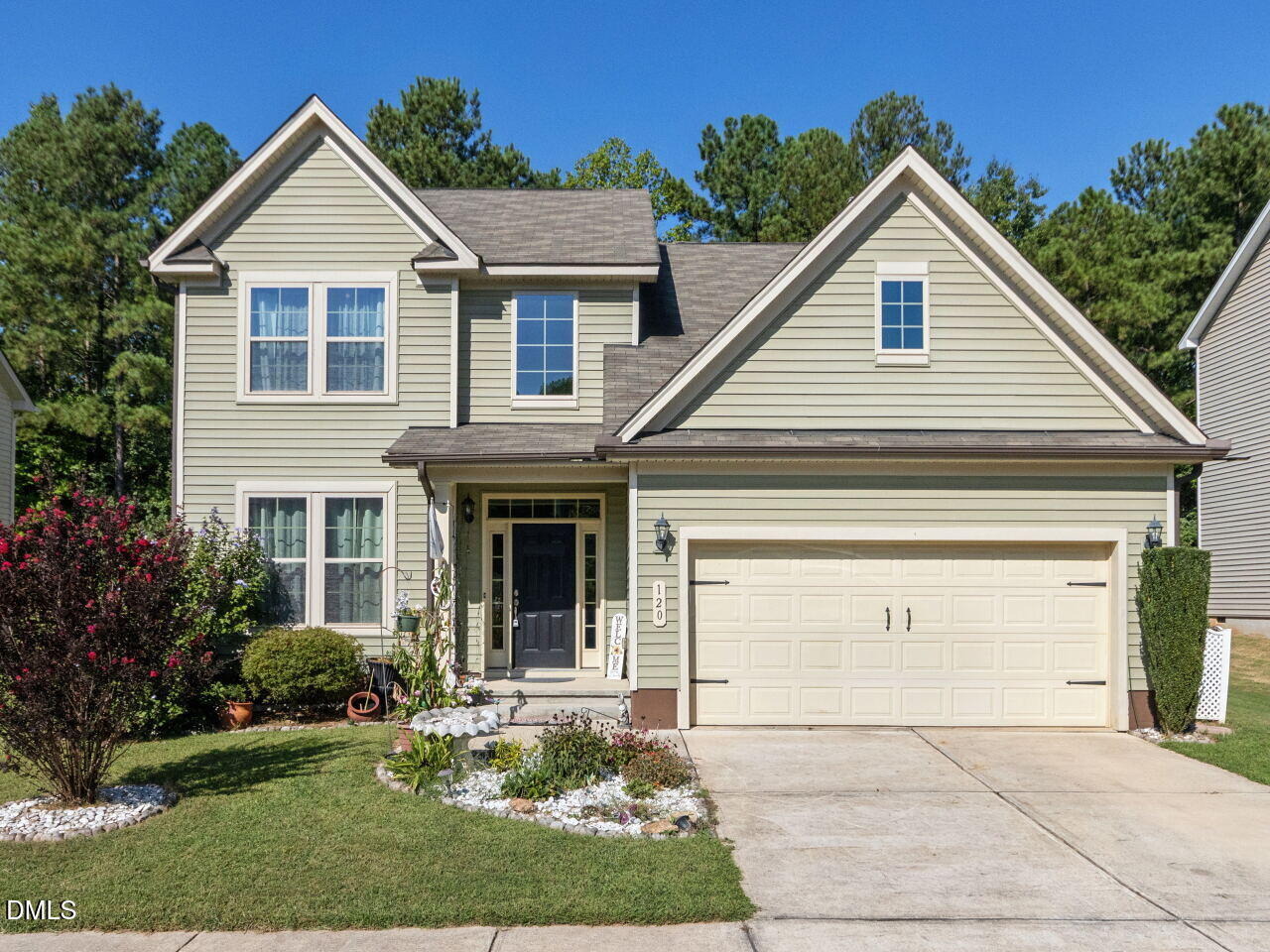 Clubhouse Dr, Youngsville, NC 27596