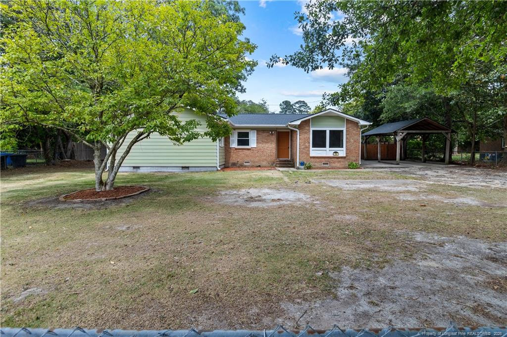 Lemont Dr, Fayetteville, NC 28303