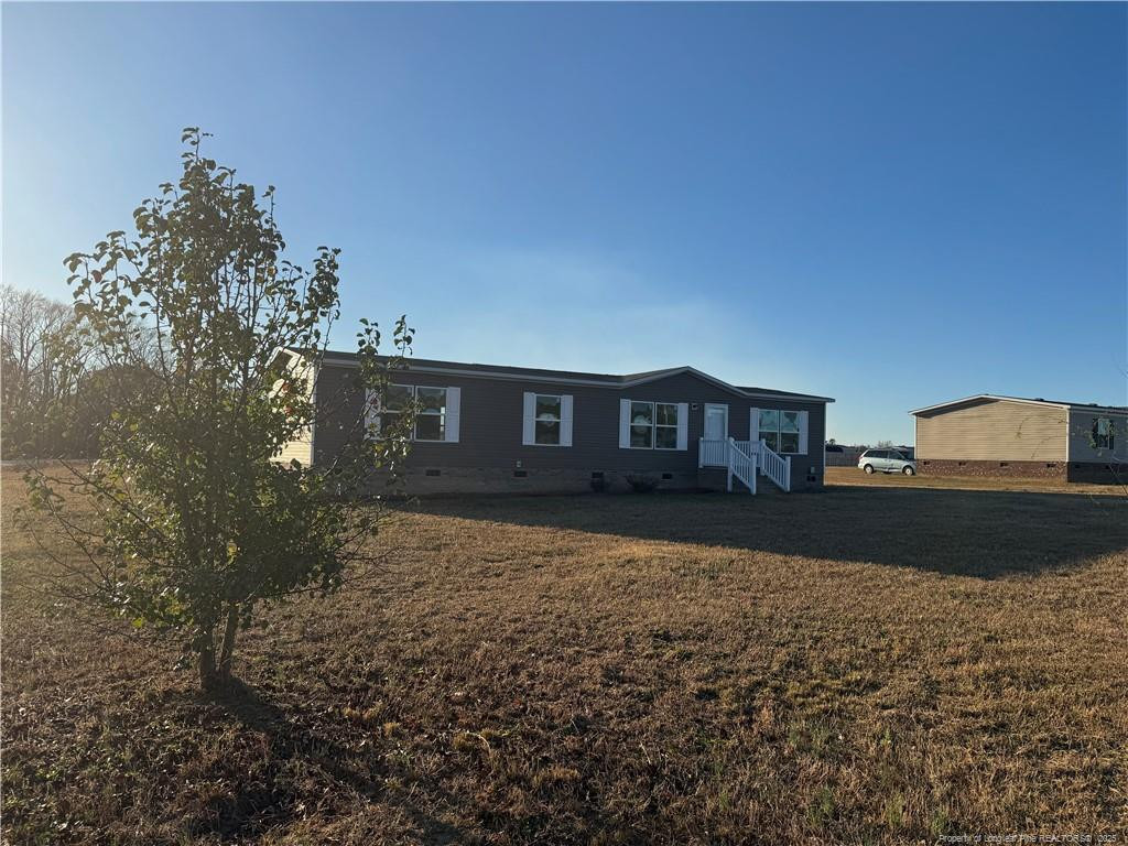 Bermuda Dr, Saint Pauls, NC 28384