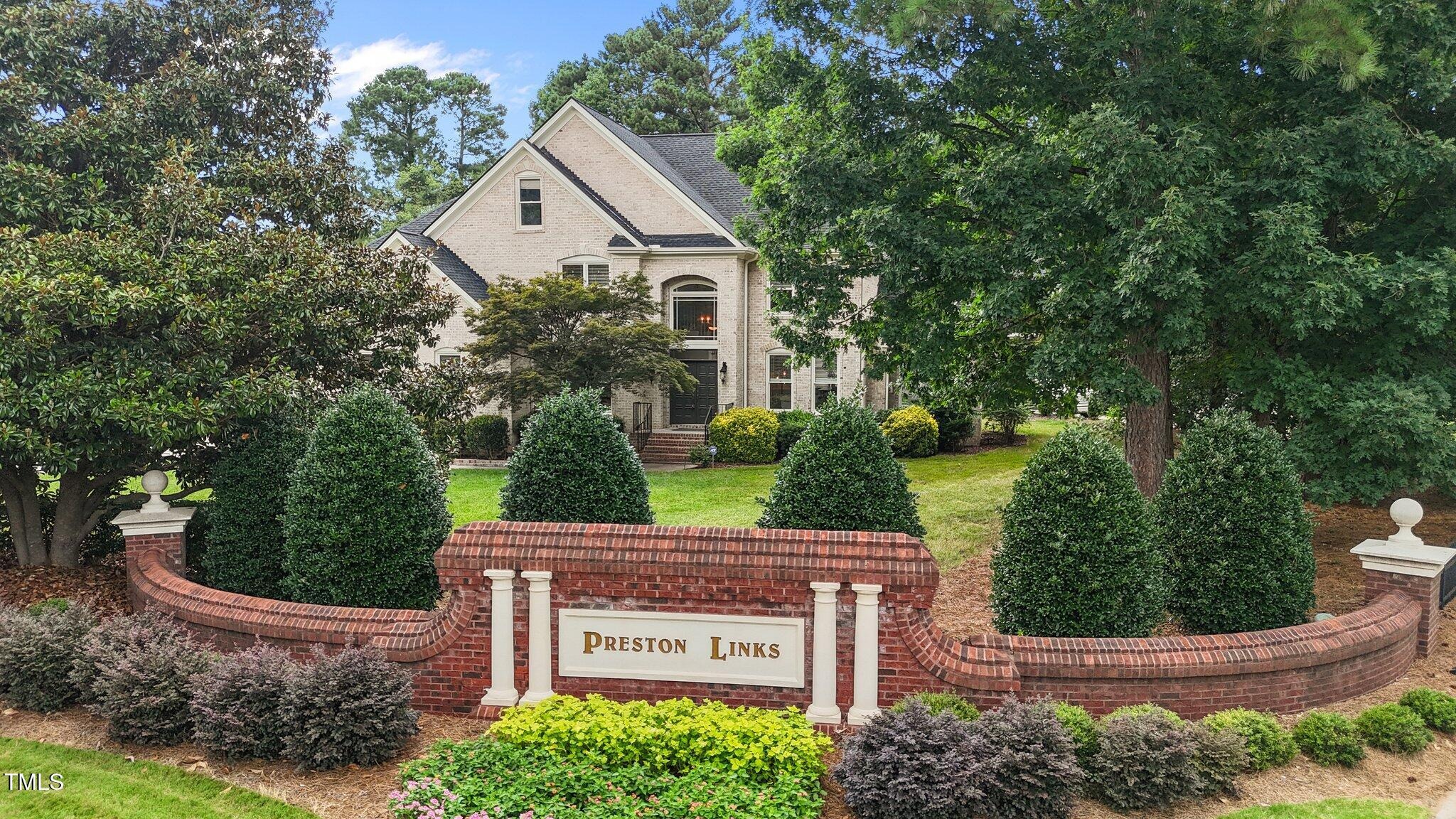 Hogans Valley Way, Cary, NC 27513